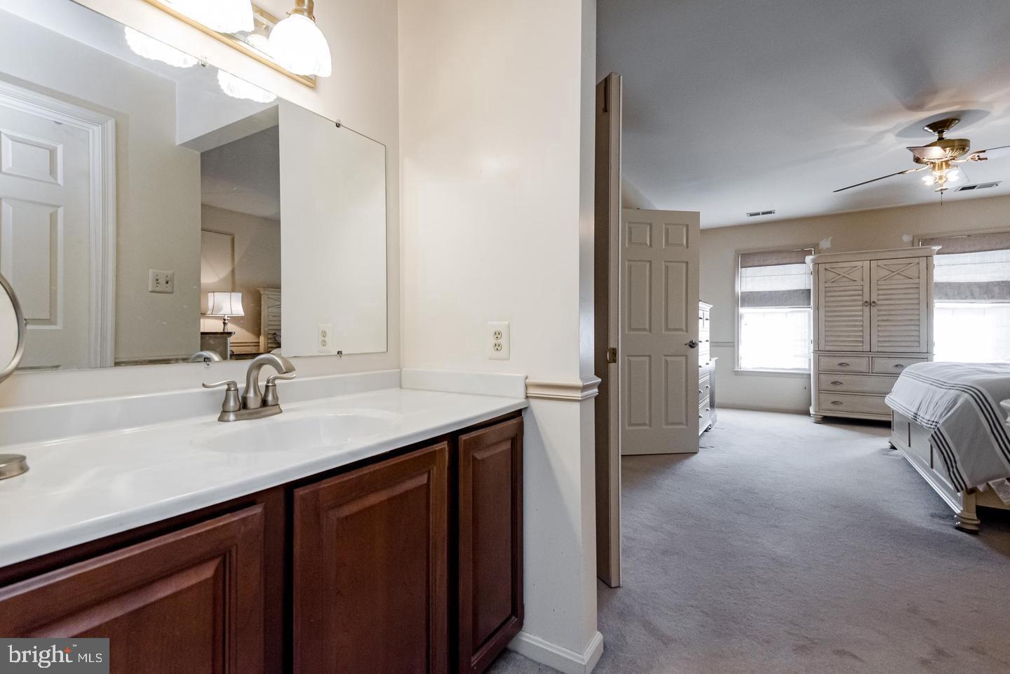 WOODMORE MEADOWS - Residential