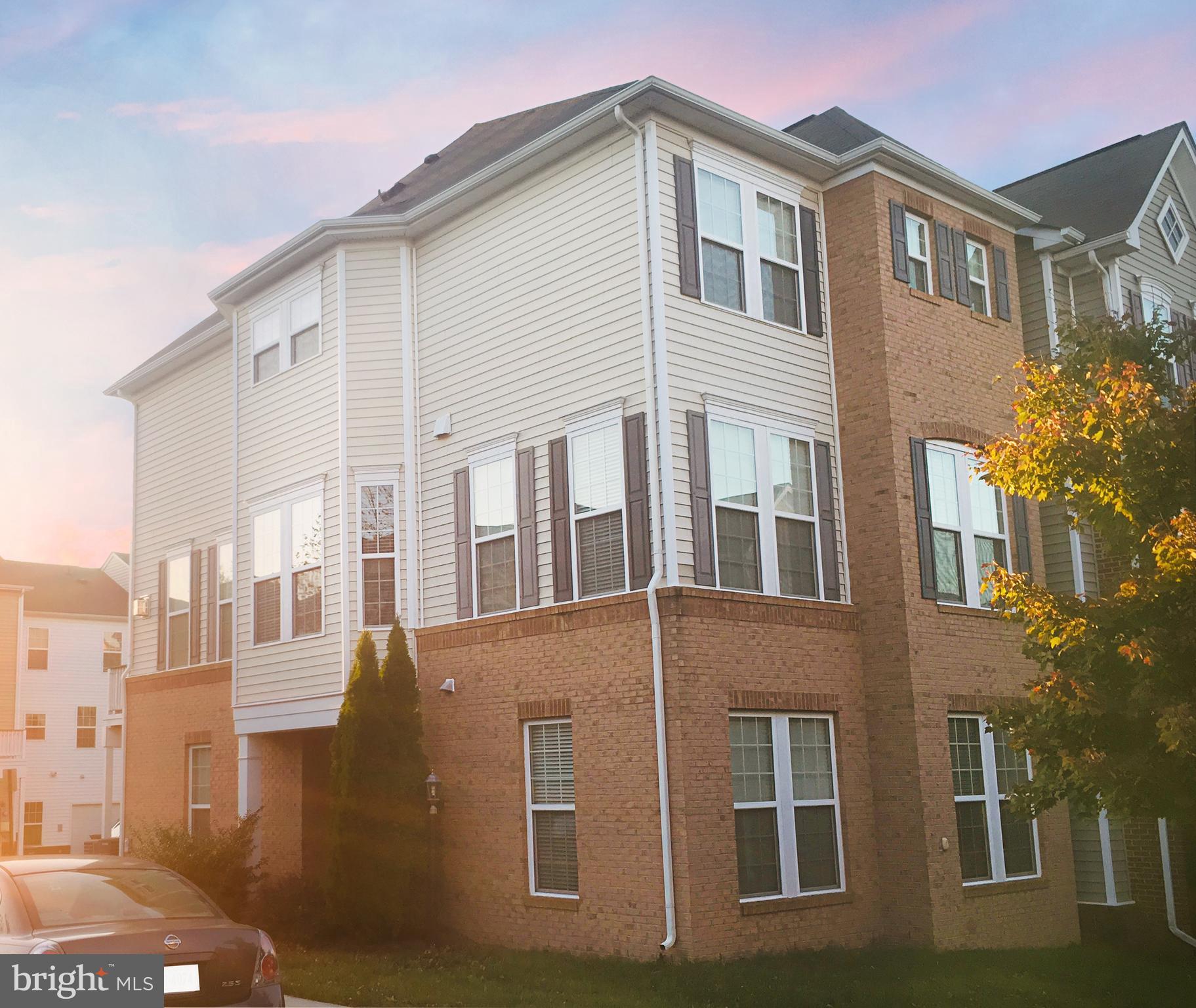 BRAMBLETON OVERLOOK - Residential Lease