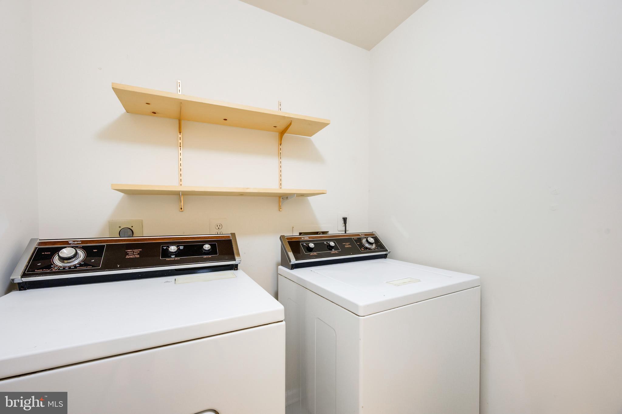 NEWGATE - Residential Lease