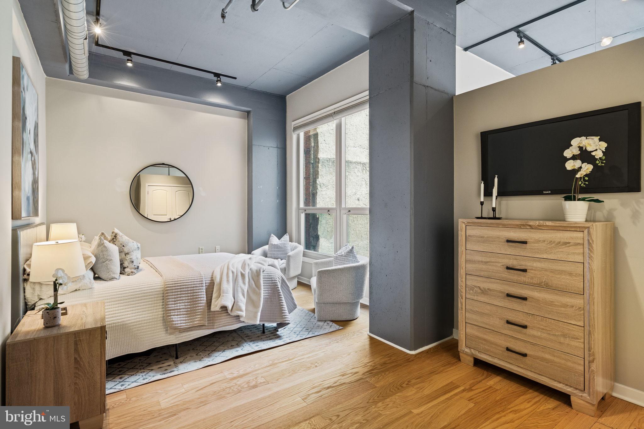 OLD CITY - Residential