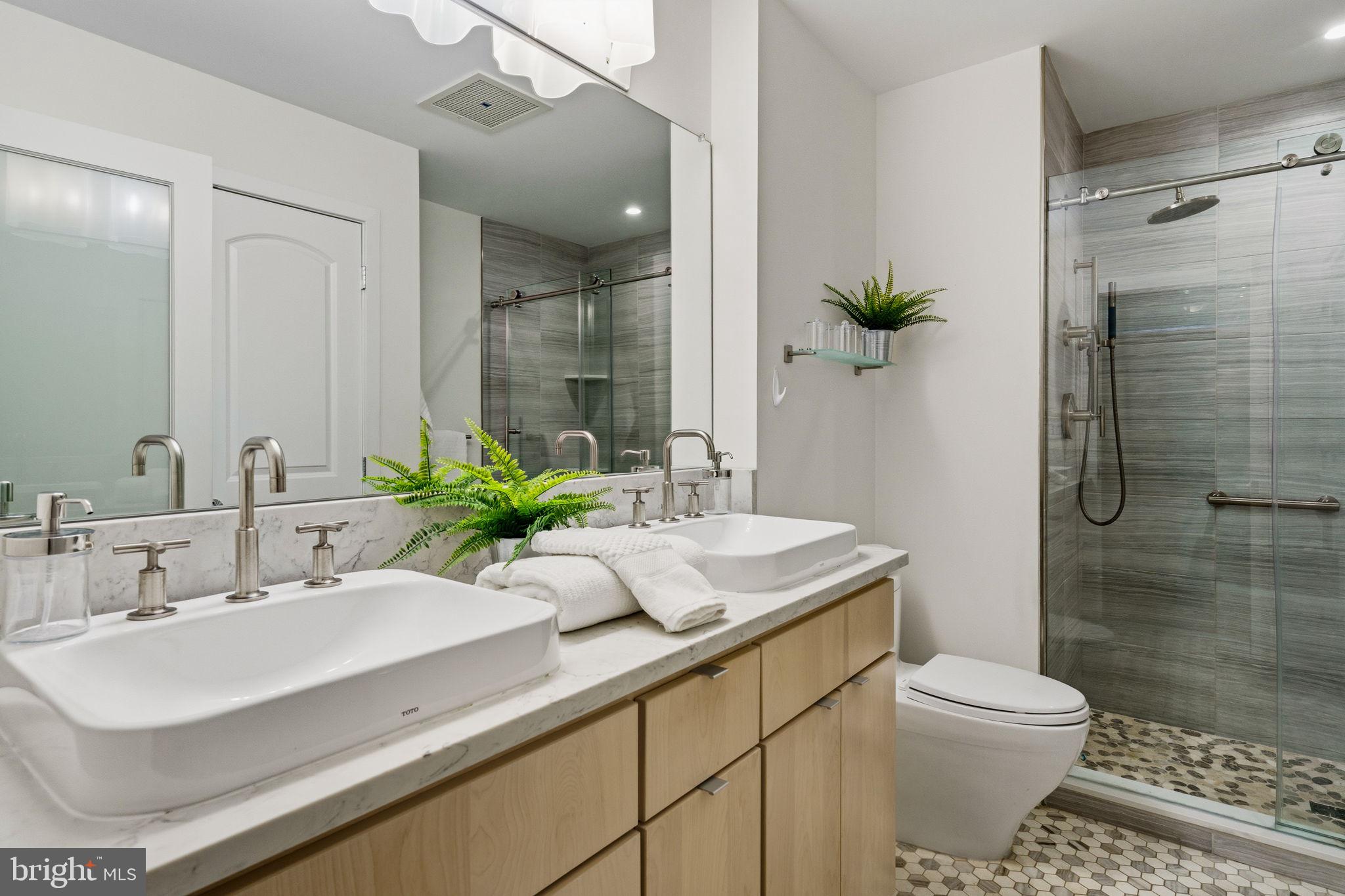 OLD CITY - Residential