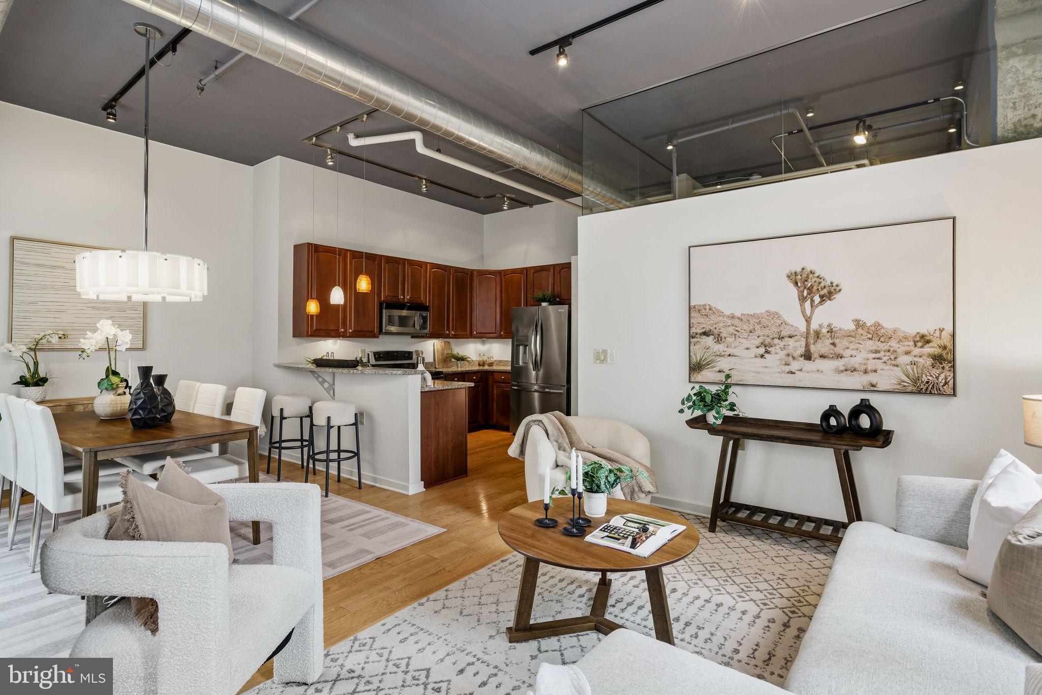 113 N BREAD STREET 3A3