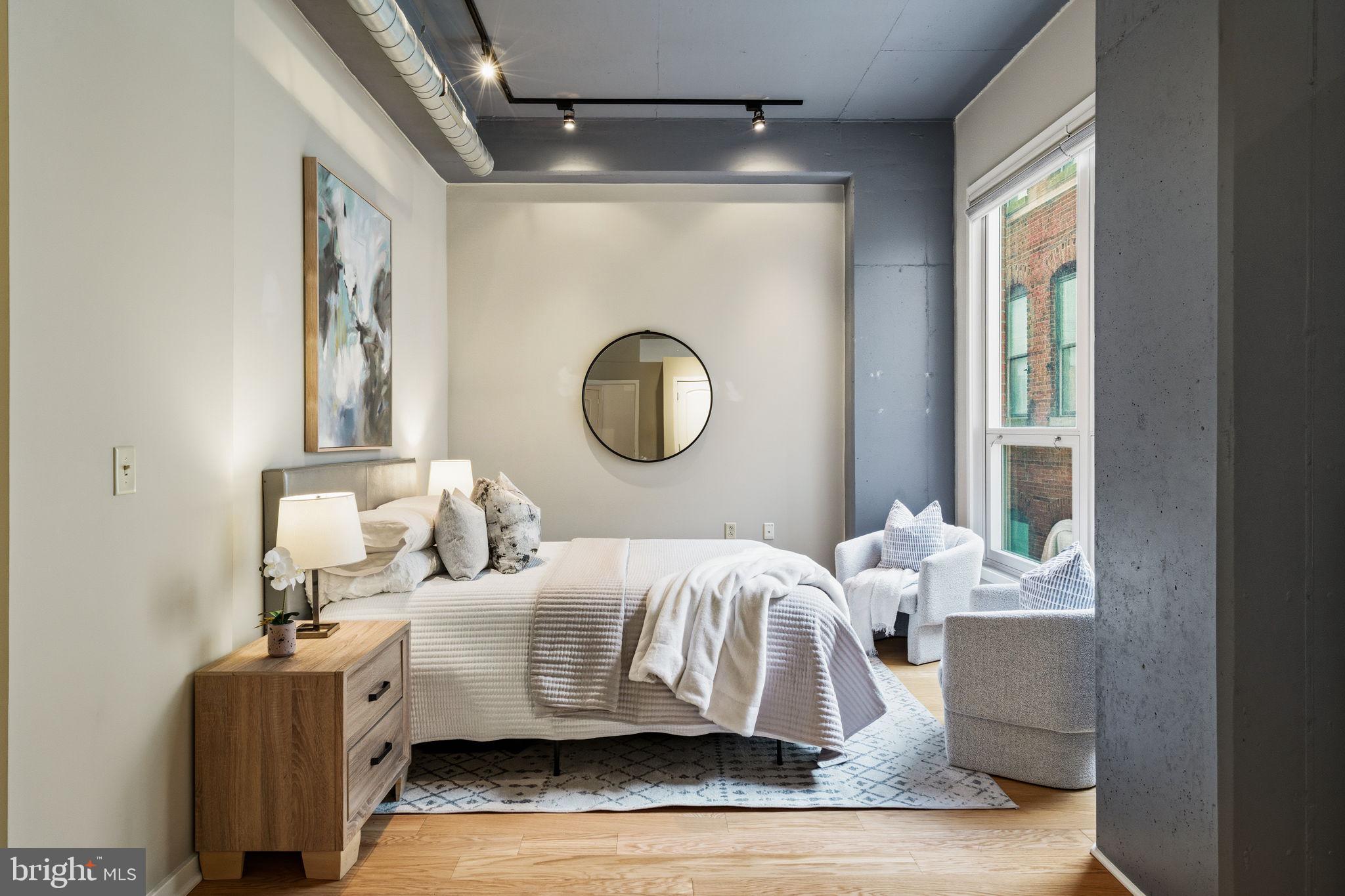 OLD CITY - Residential