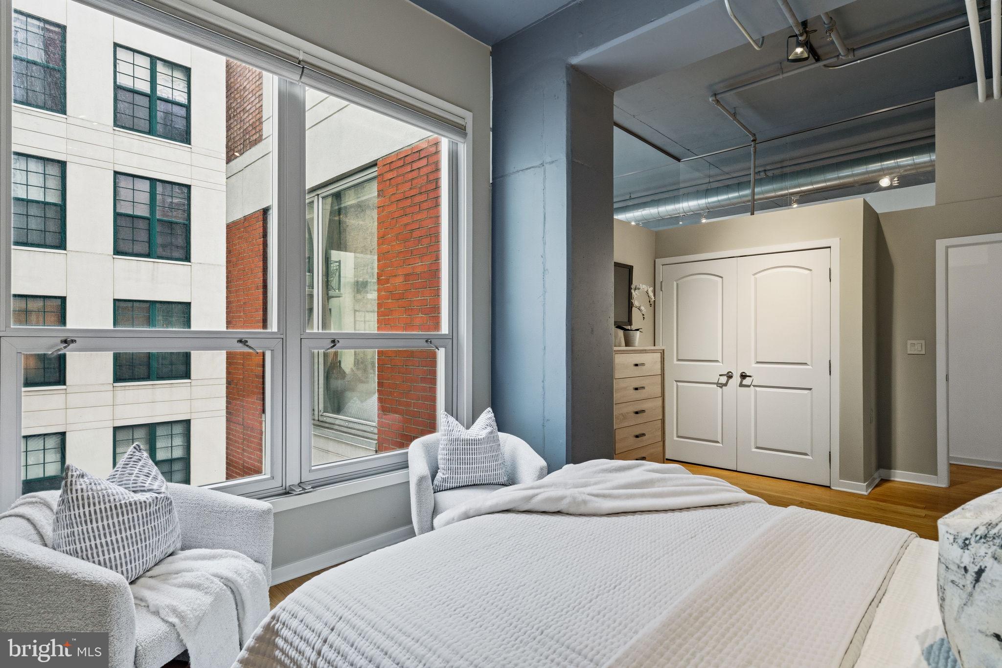 OLD CITY - Residential