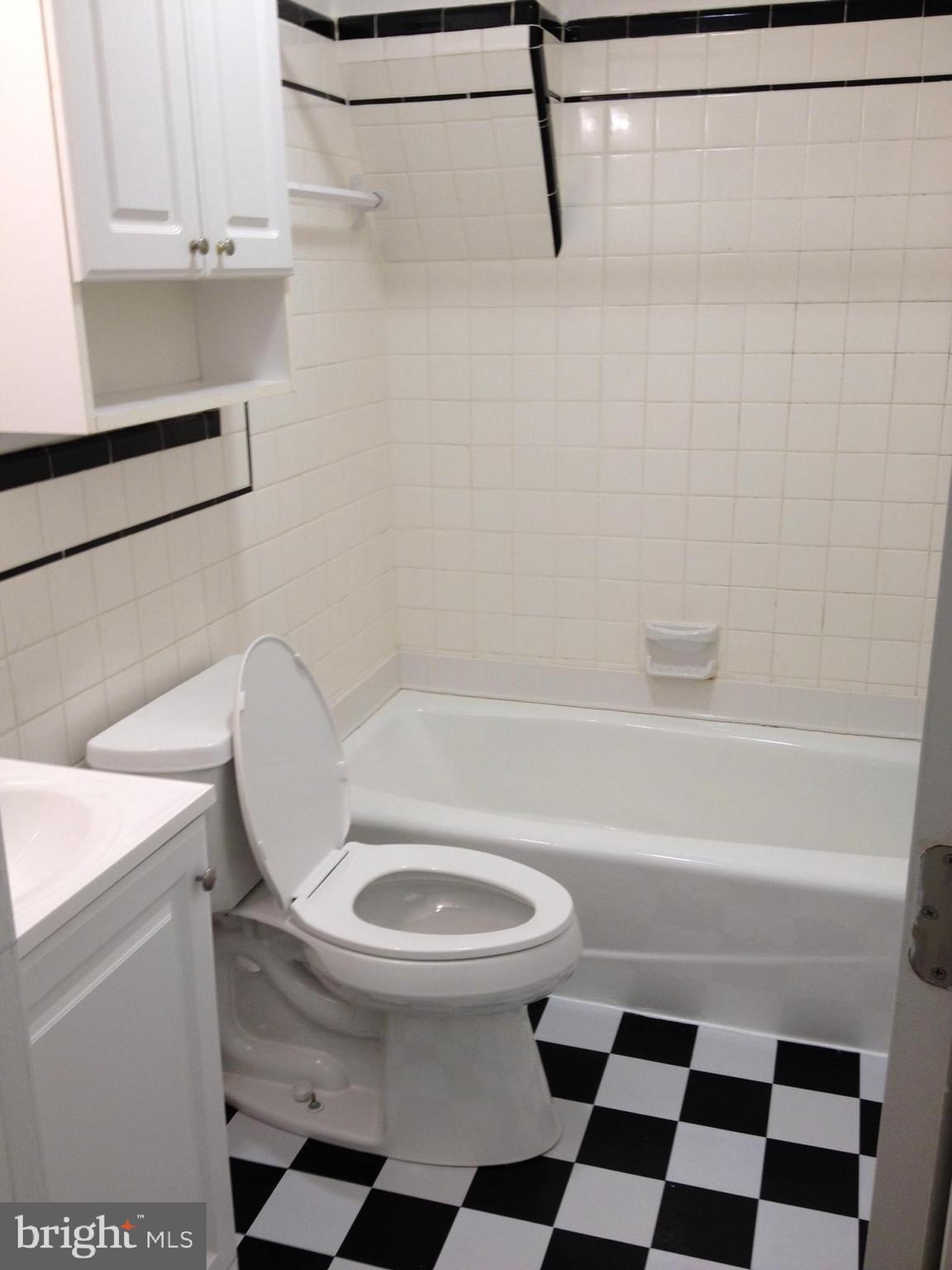 LITTLE ITALY - Residential Income