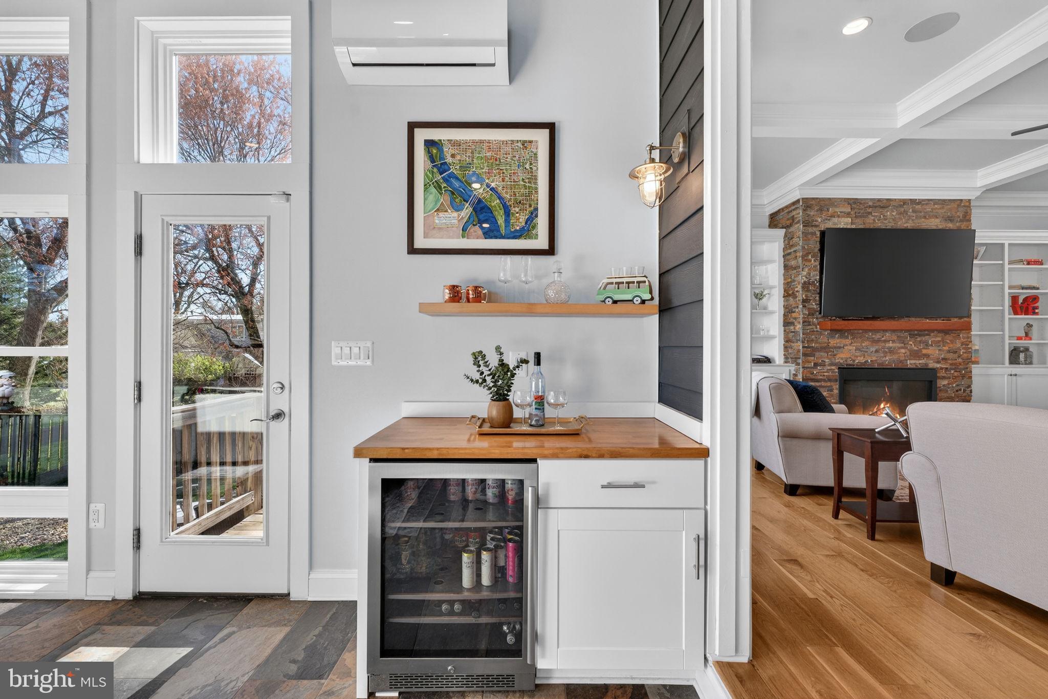 LEE BOULEVARD HEIGHTS - Residential