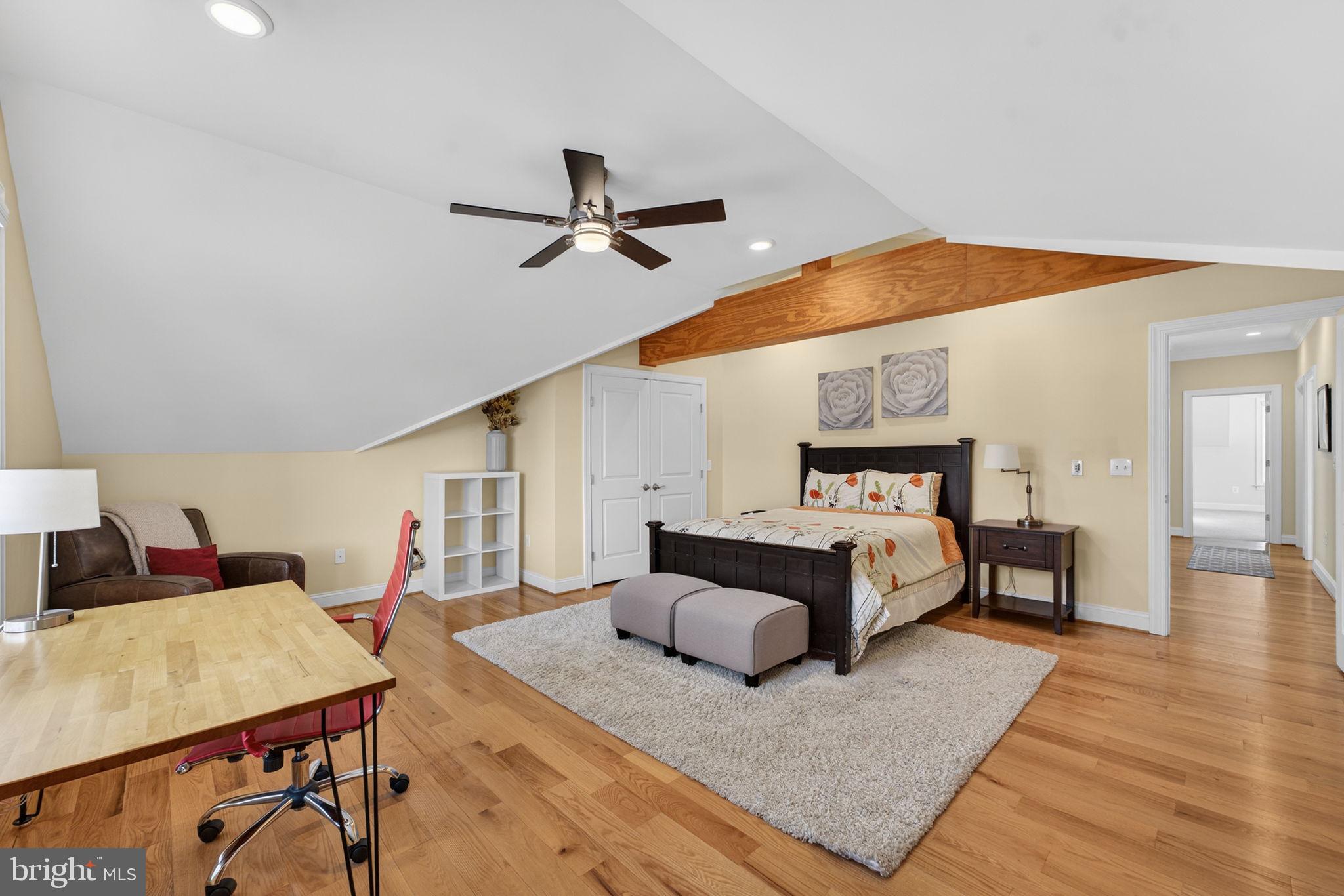 LEE BOULEVARD HEIGHTS - Residential