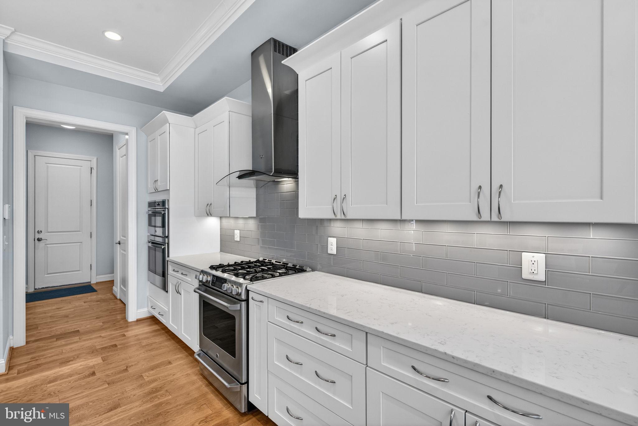 LEE BOULEVARD HEIGHTS - Residential