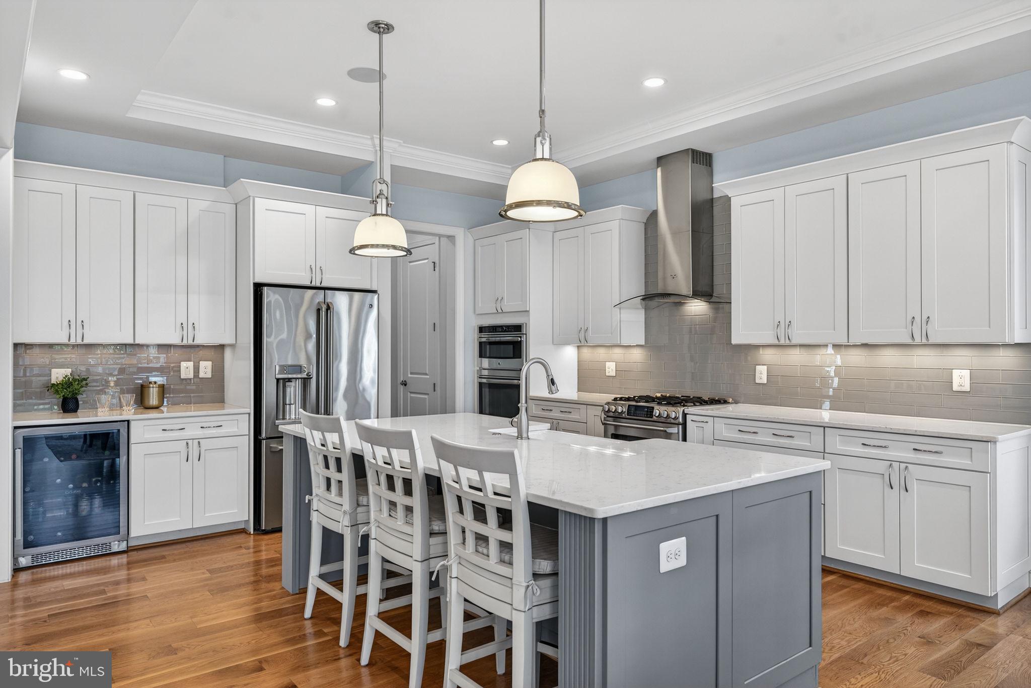 LEE BOULEVARD HEIGHTS - Residential