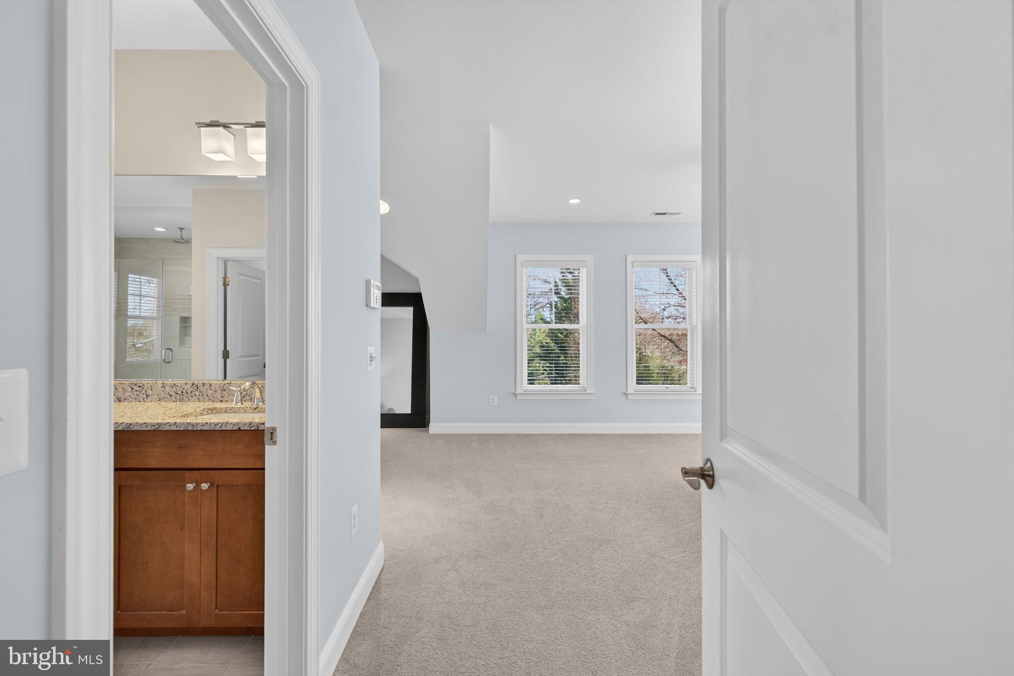 LEE BOULEVARD HEIGHTS - Residential