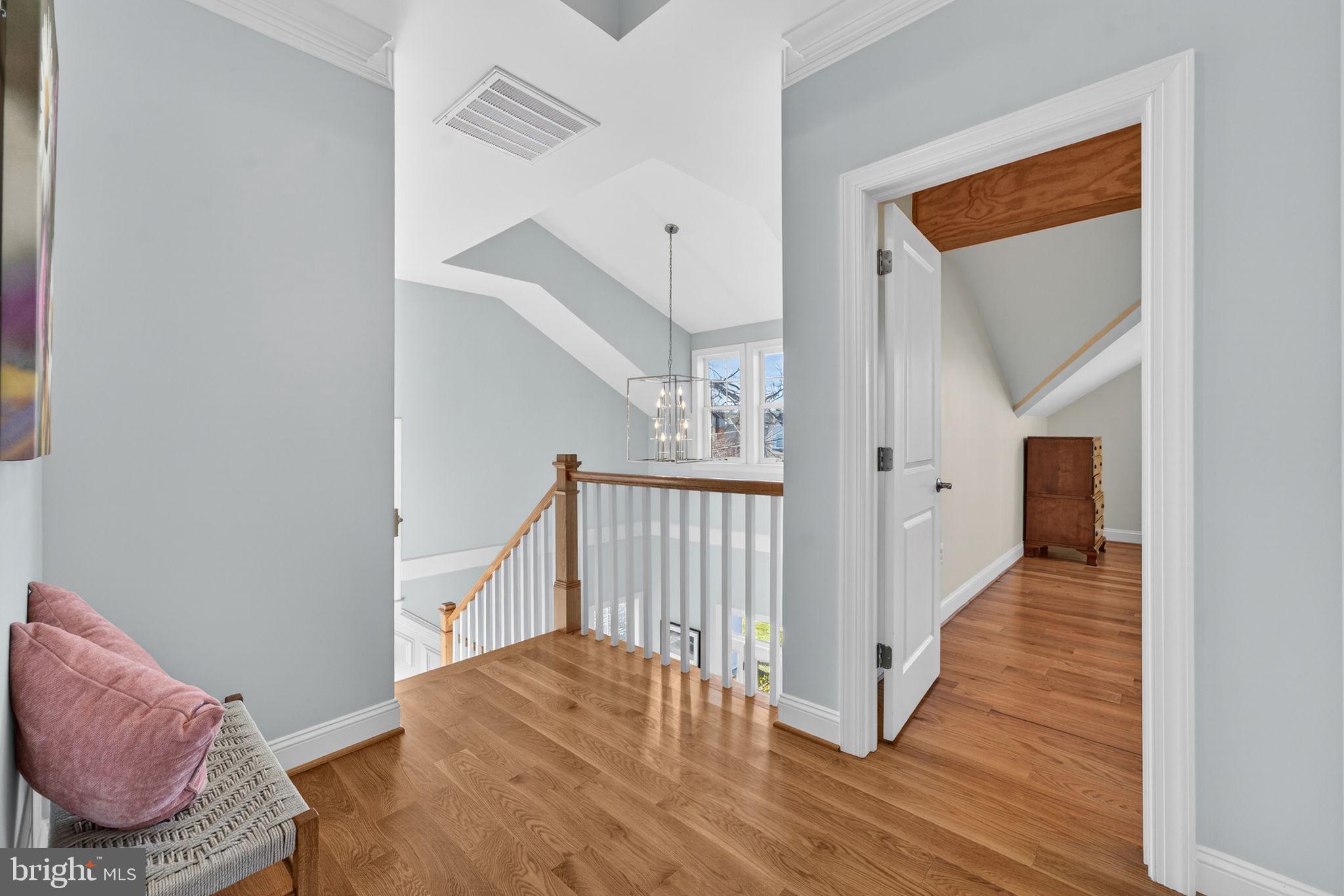 LEE BOULEVARD HEIGHTS - Residential