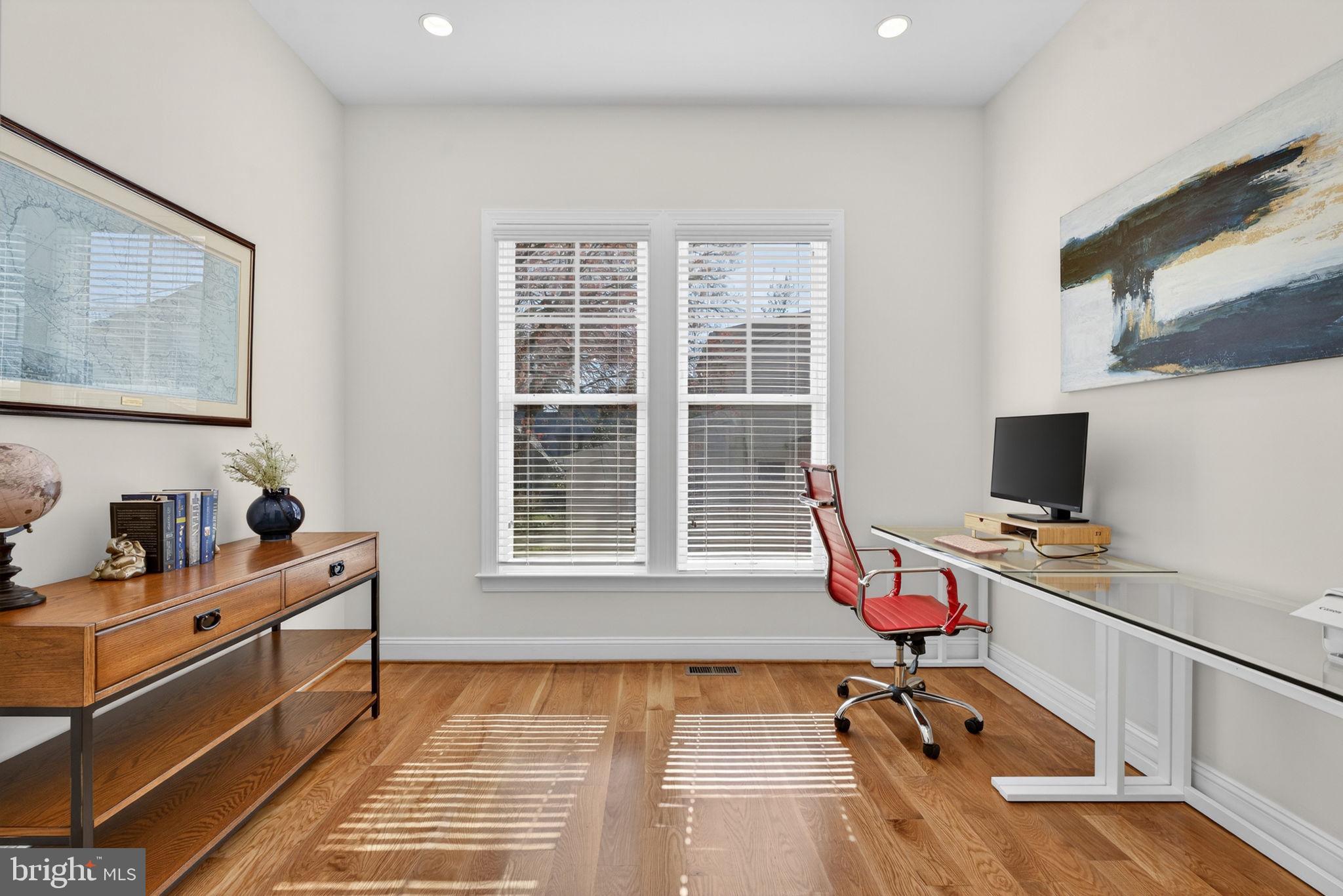 LEE BOULEVARD HEIGHTS - Residential