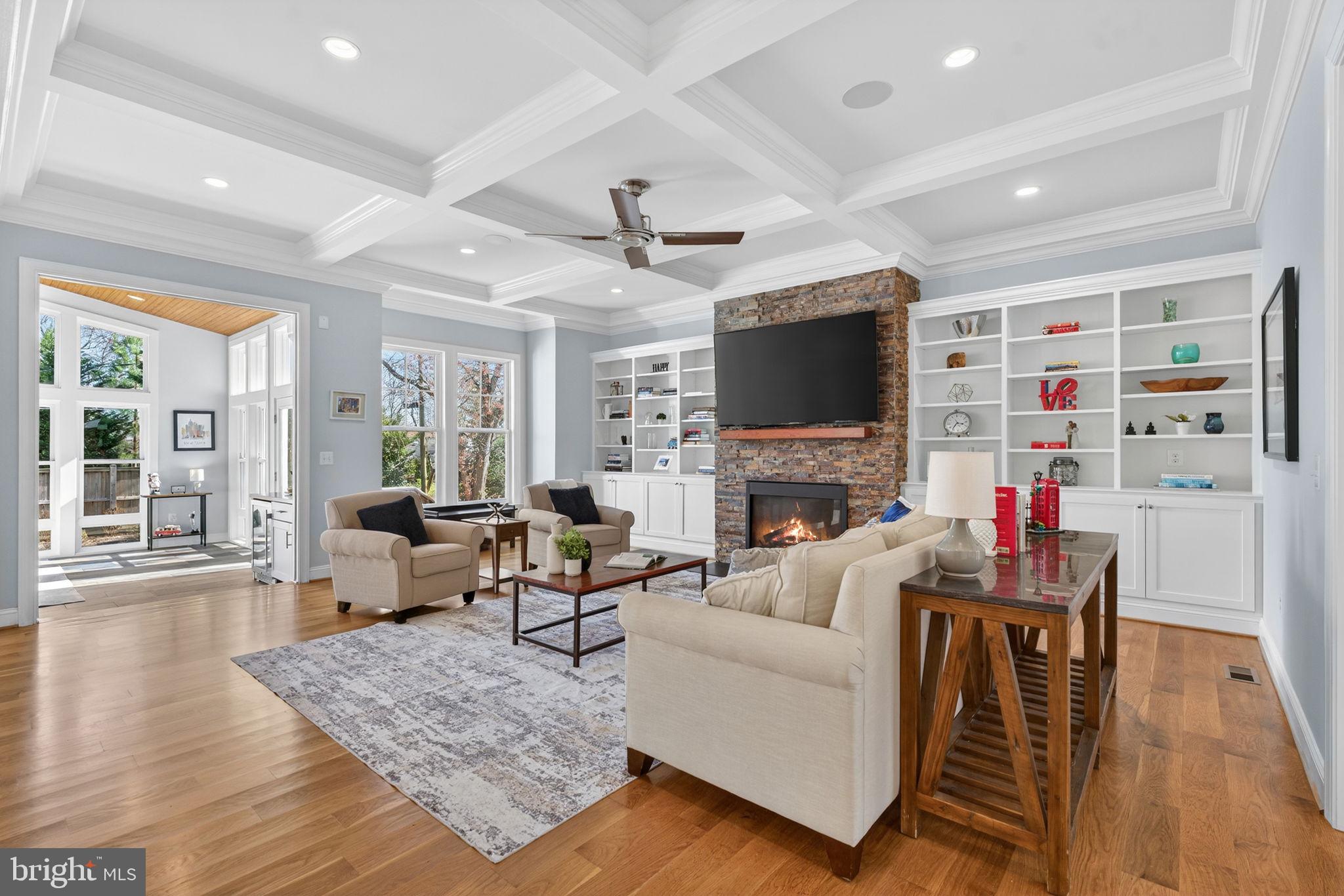 LEE BOULEVARD HEIGHTS - Residential