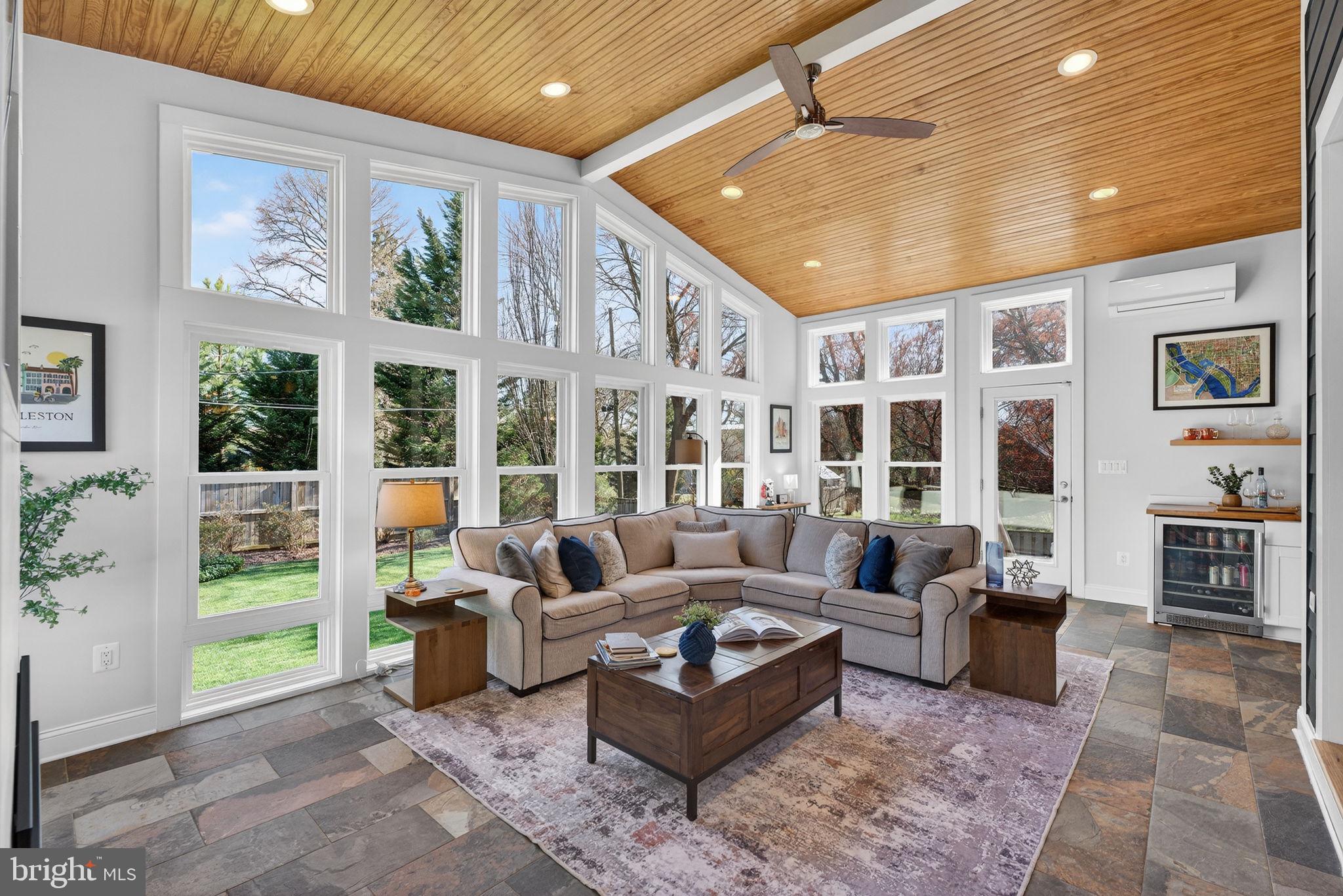 LEE BOULEVARD HEIGHTS - Residential