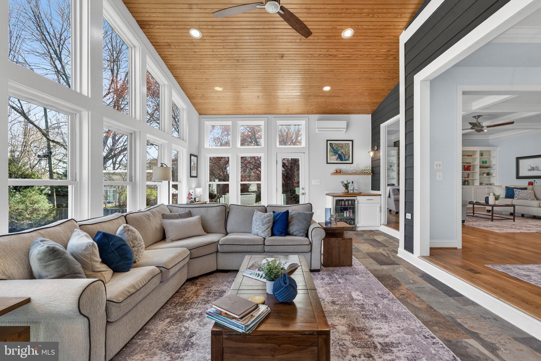 LEE BOULEVARD HEIGHTS - Residential