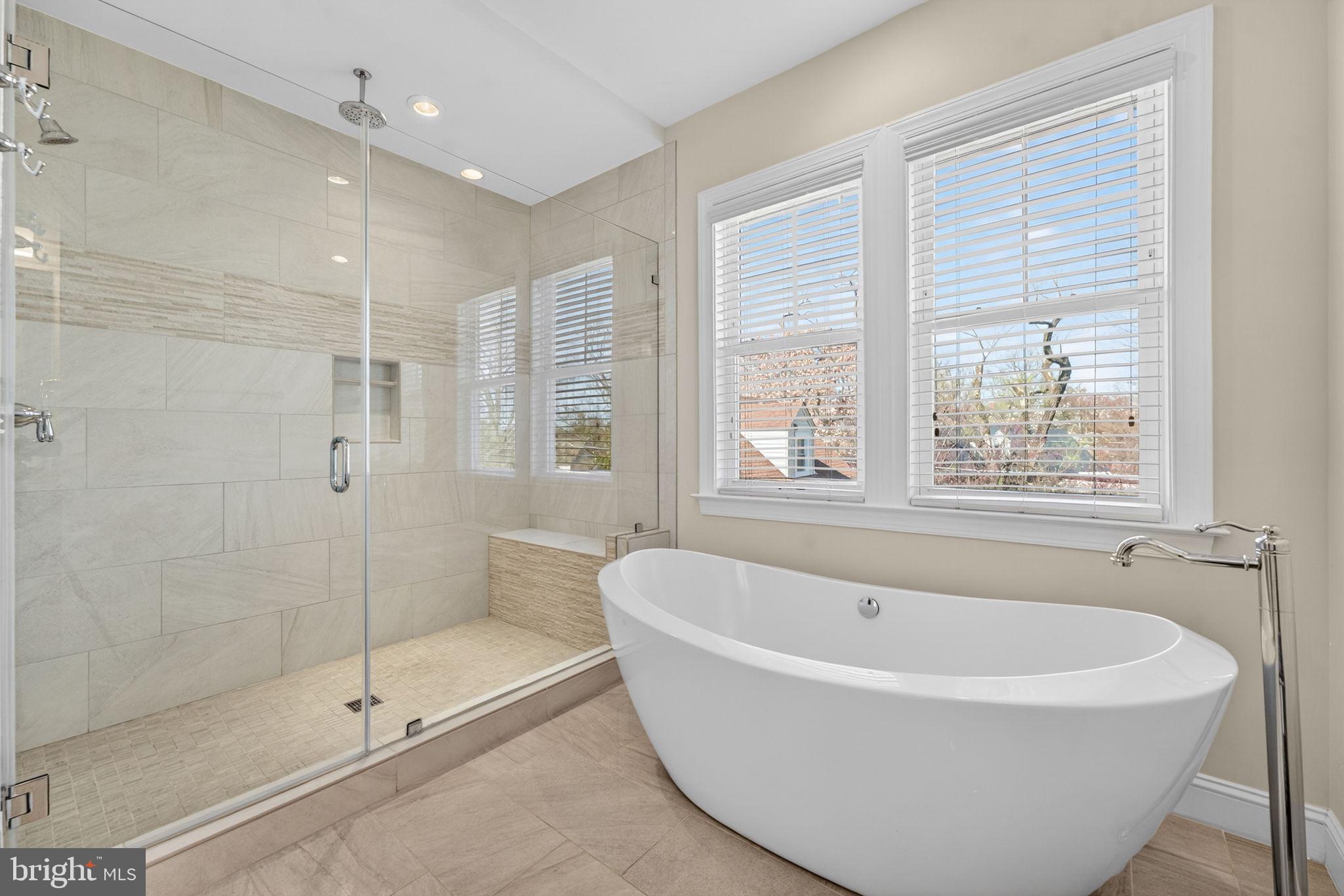 LEE BOULEVARD HEIGHTS - Residential