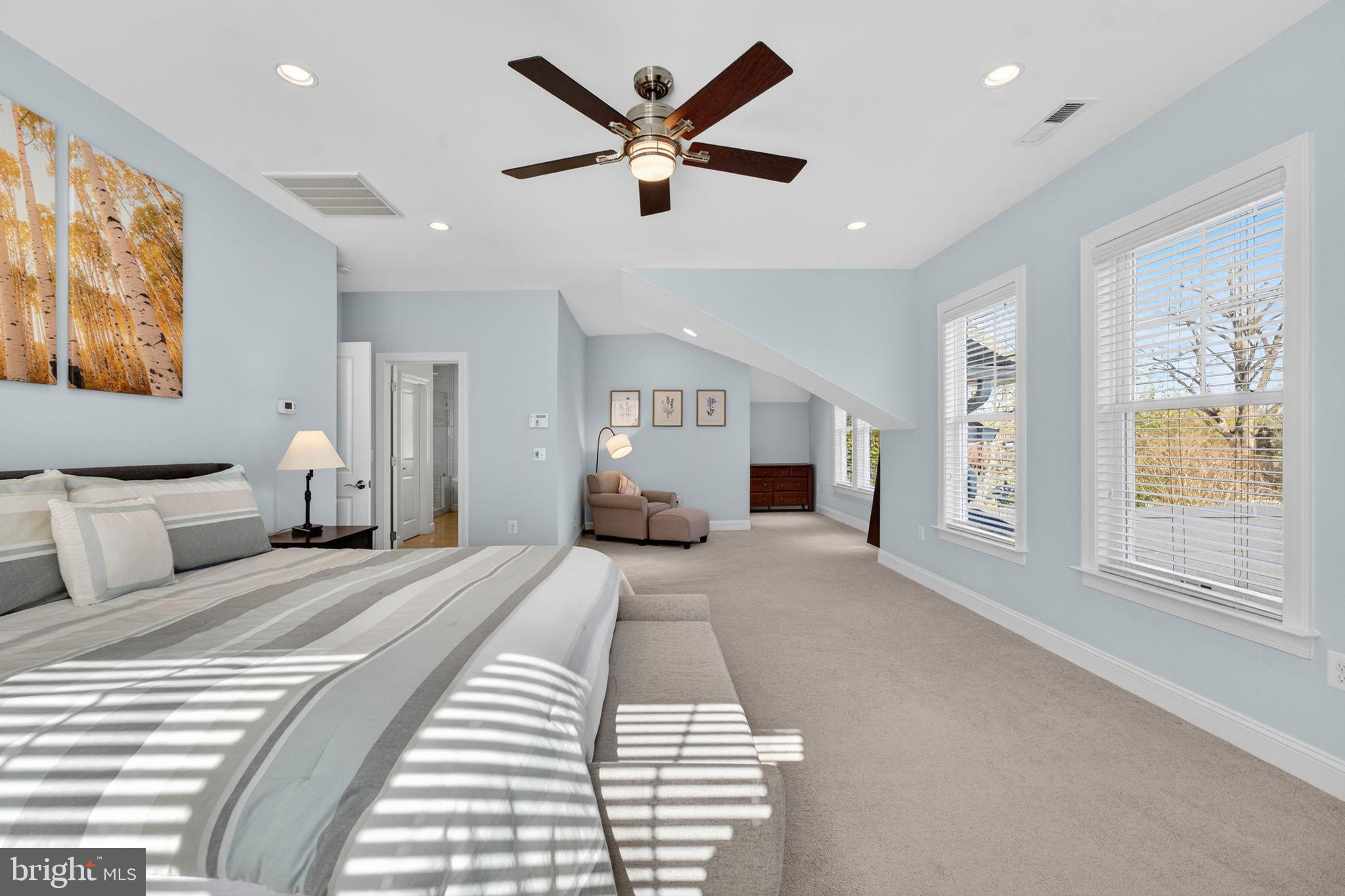 LEE BOULEVARD HEIGHTS - Residential