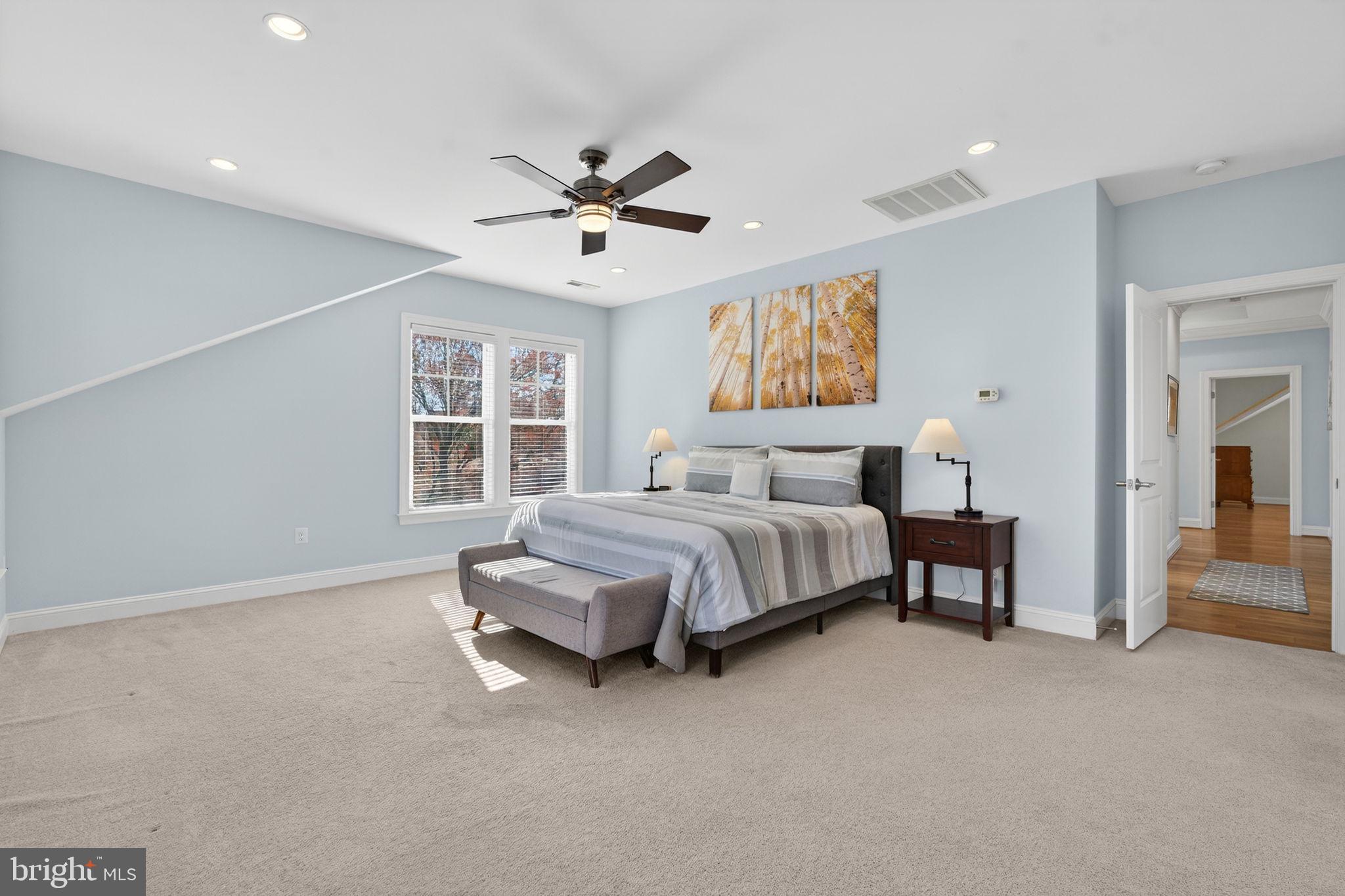 LEE BOULEVARD HEIGHTS - Residential