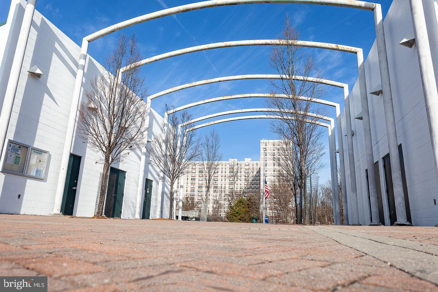 FORTY SIX HUNDRED - Residential Lease