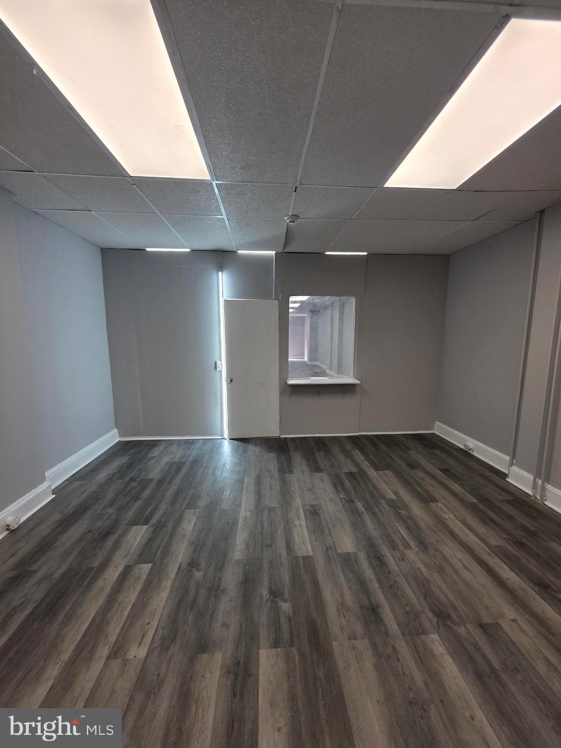 FRANKFORD - Commercial Lease