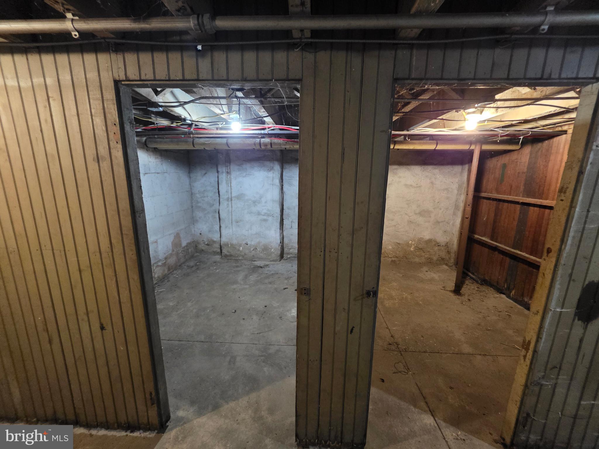 FRANKFORD - Commercial Lease