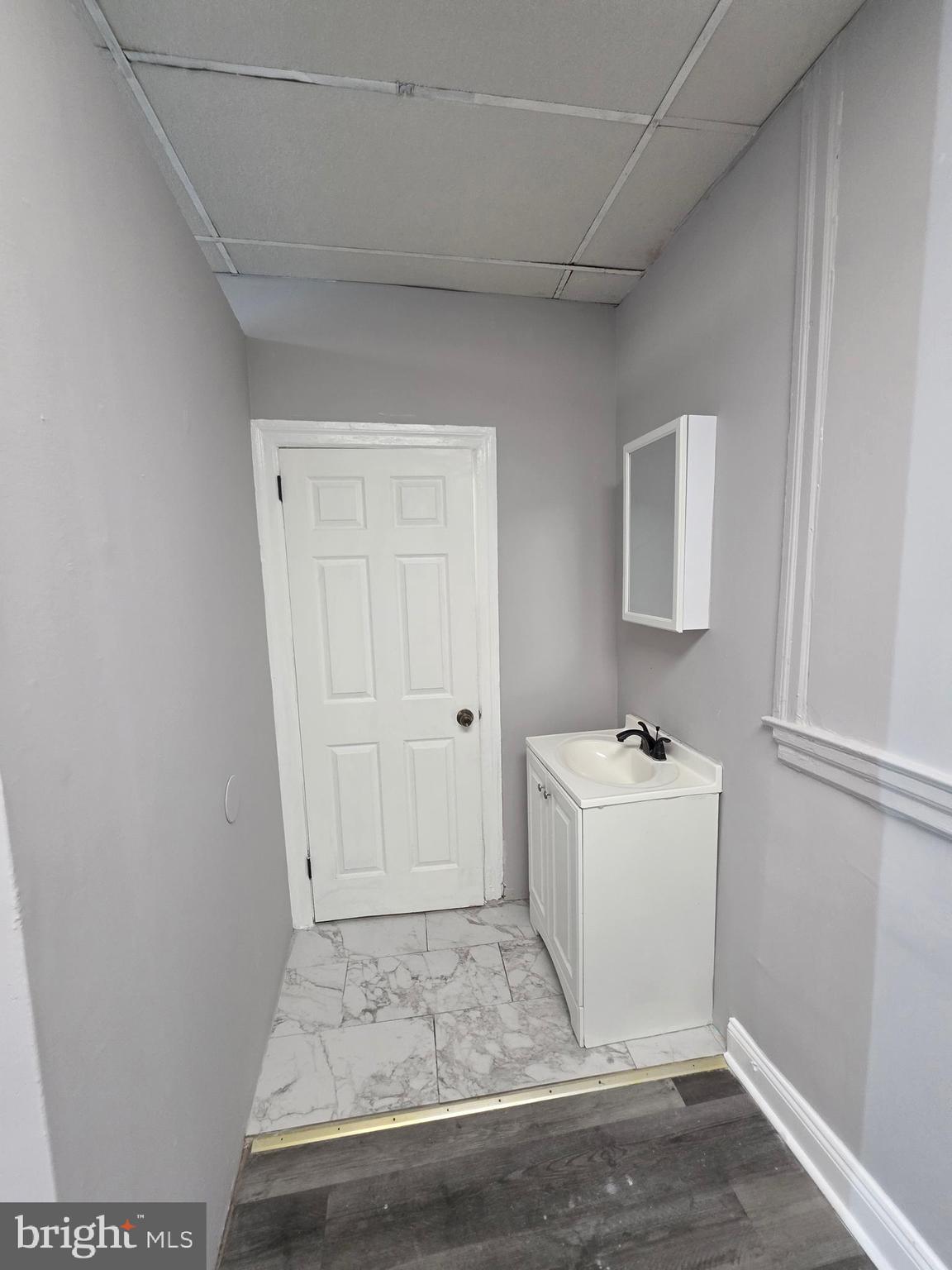 FRANKFORD - Commercial Lease