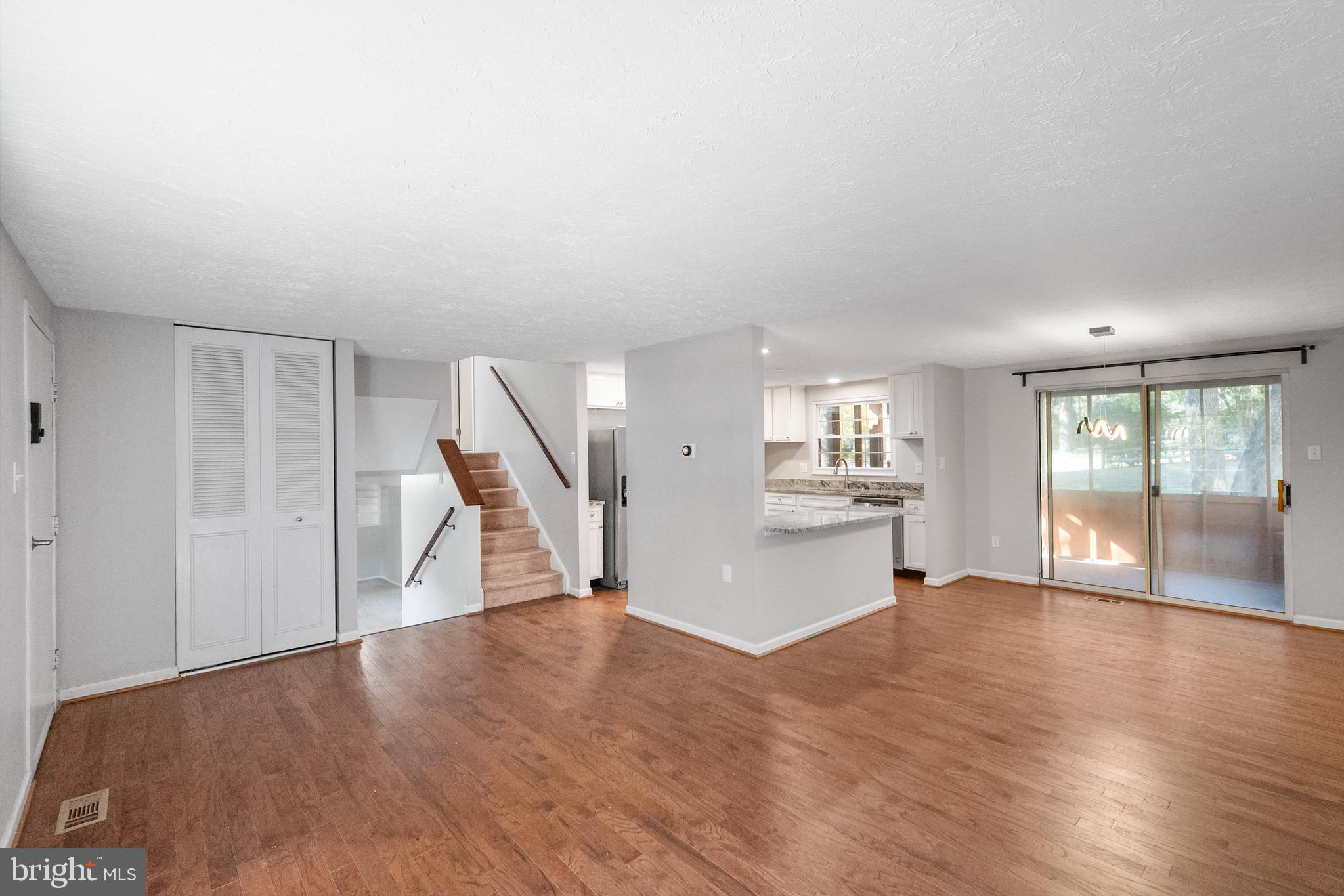 VILLAGE OF OWEN BROWN - Residential