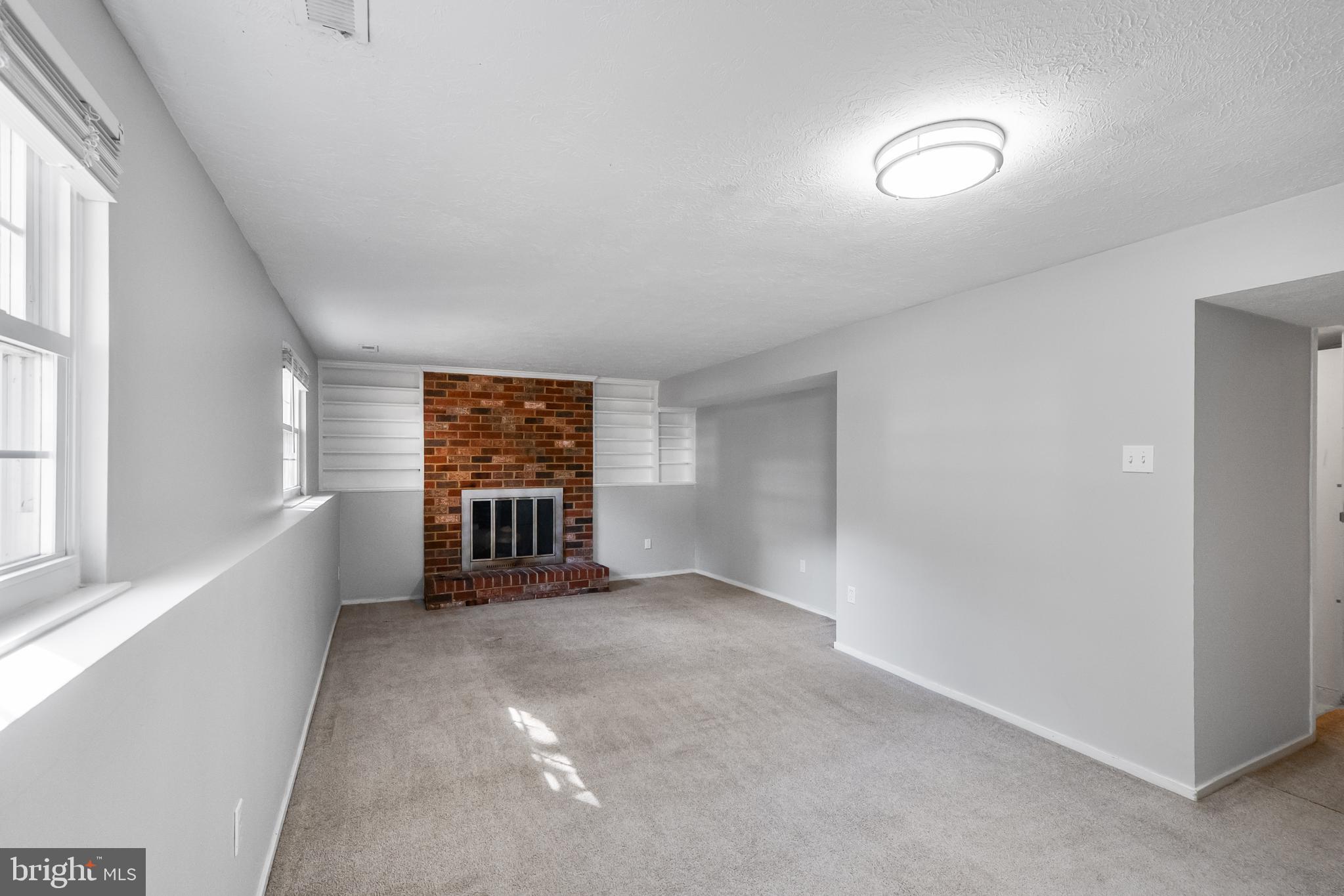 VILLAGE OF OWEN BROWN - Residential