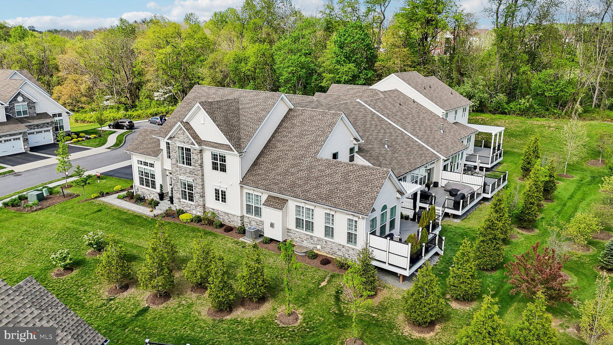 207 REID WAY