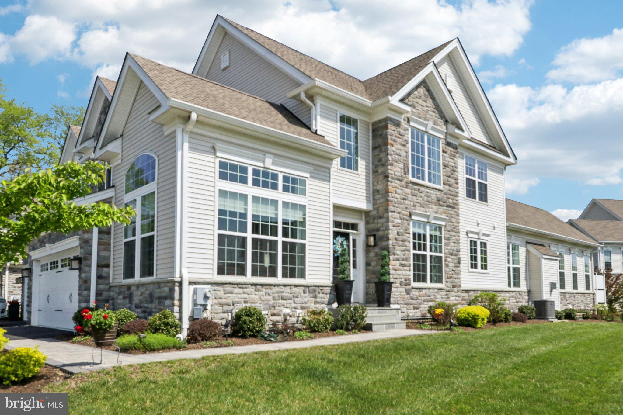 207 REID WAY