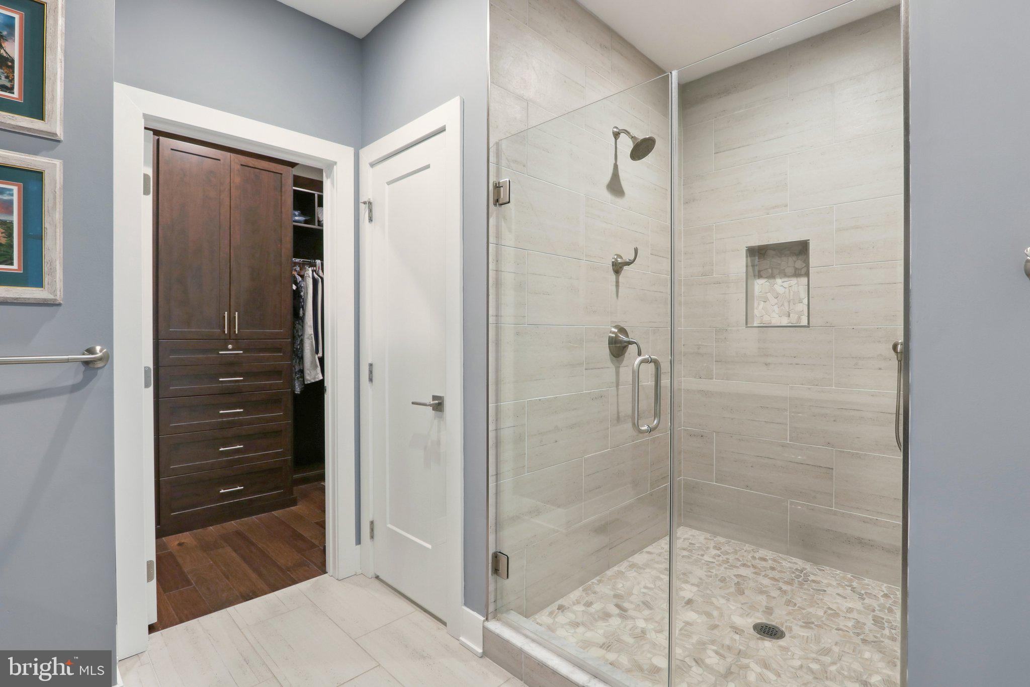 DARLINGTON RIDGE - Residential