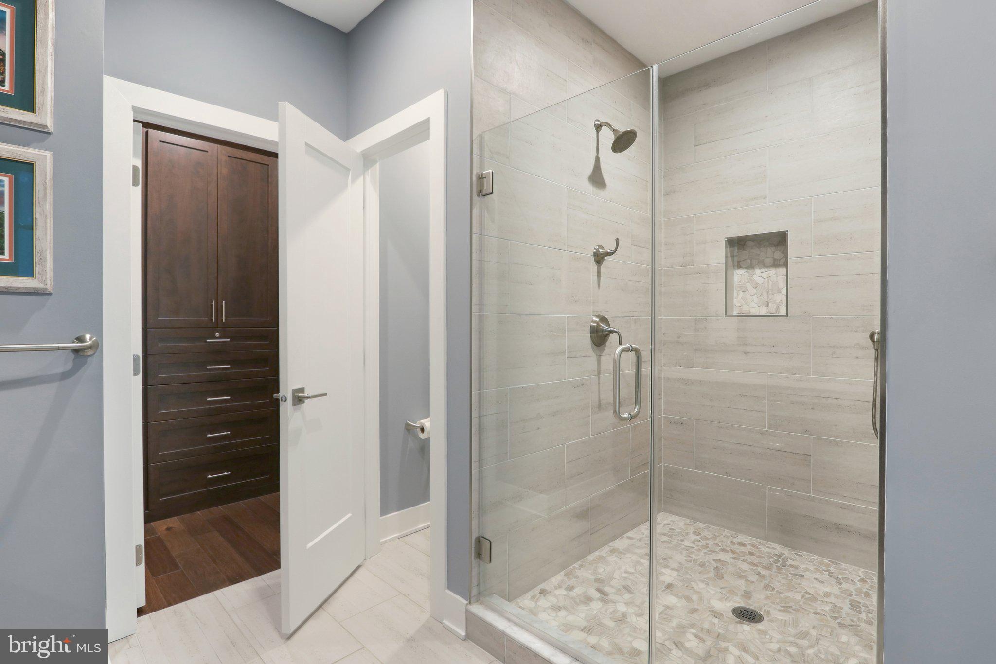 DARLINGTON RIDGE - Residential