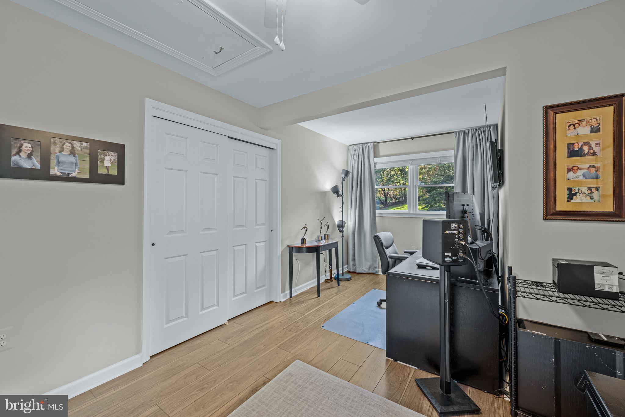 WARFIELDS RANGE - Residential