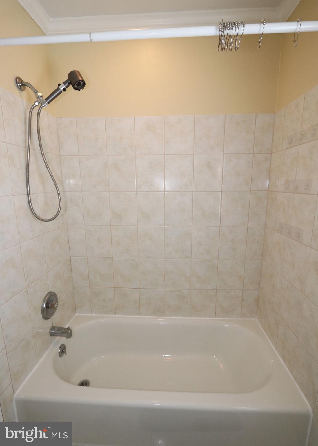 ASHBOURNE HILLS - Residential