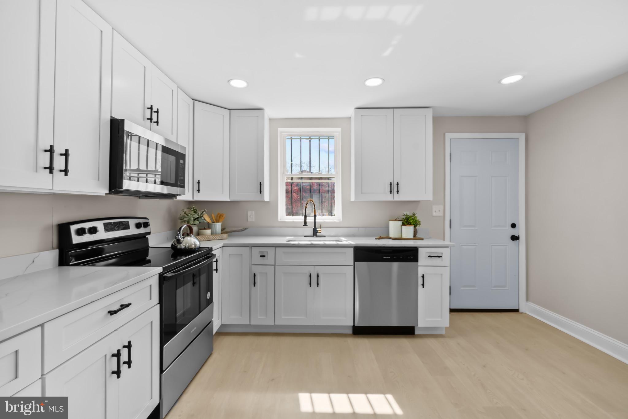 GAY STREET - Residential