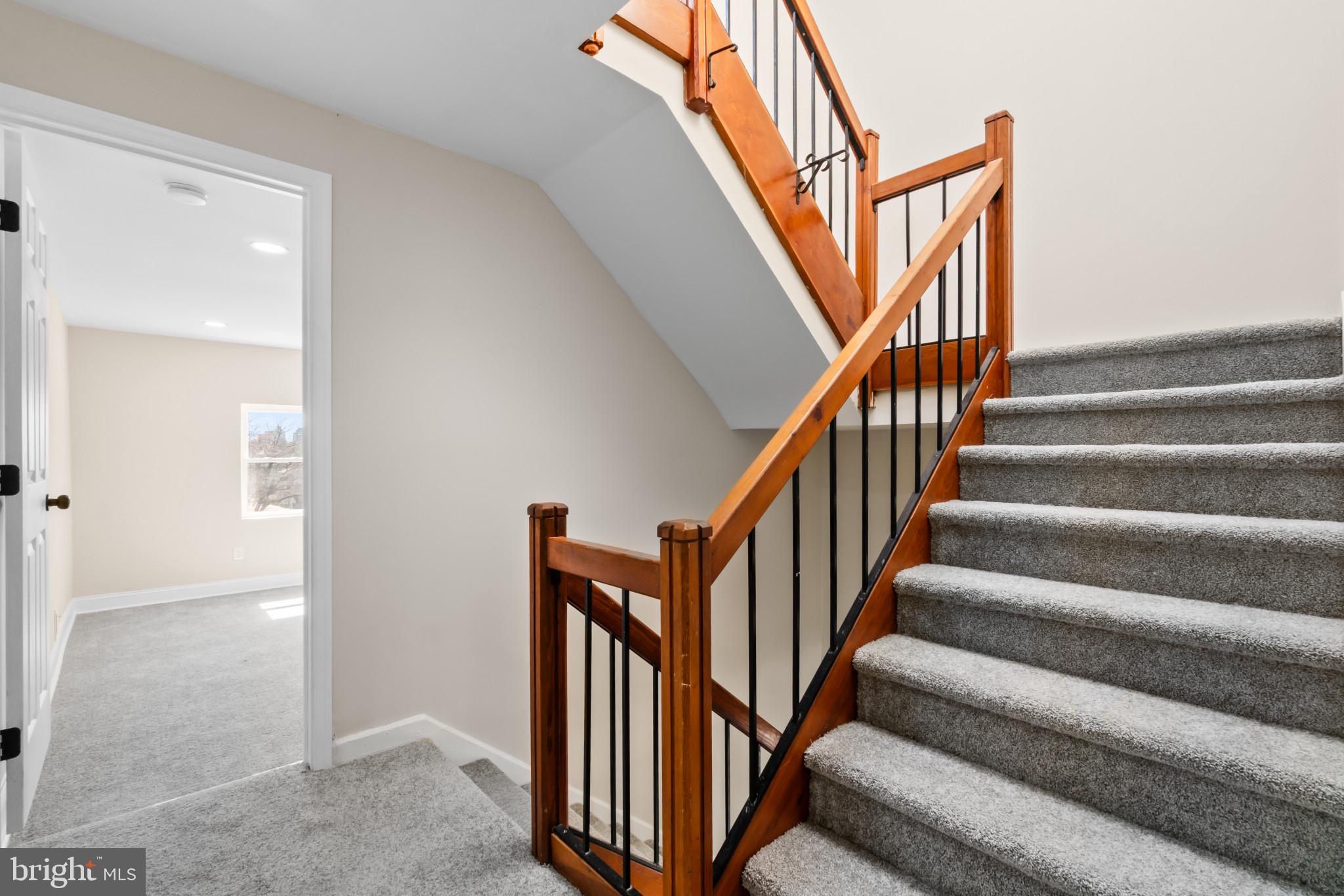 GAY STREET - Residential