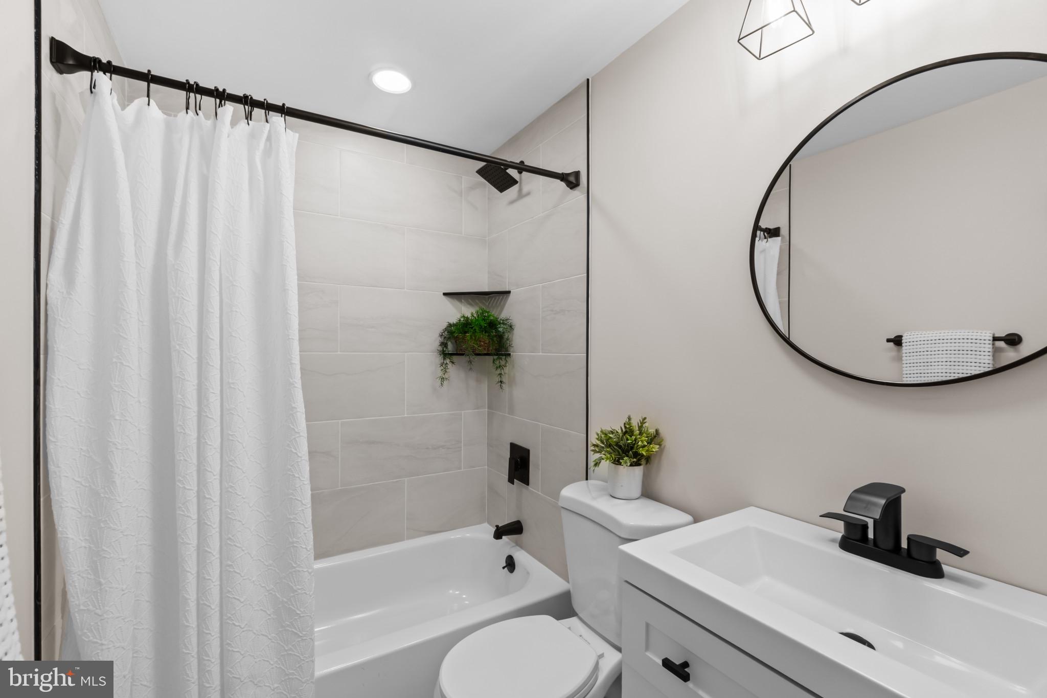 GAY STREET - Residential