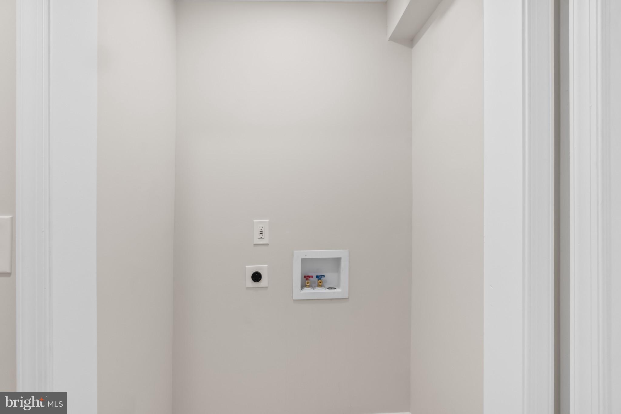 GAY STREET - Residential