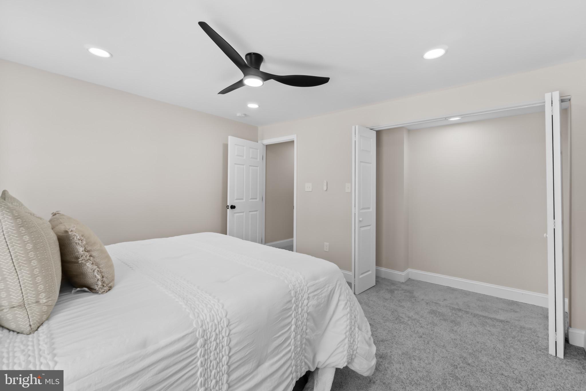 GAY STREET - Residential