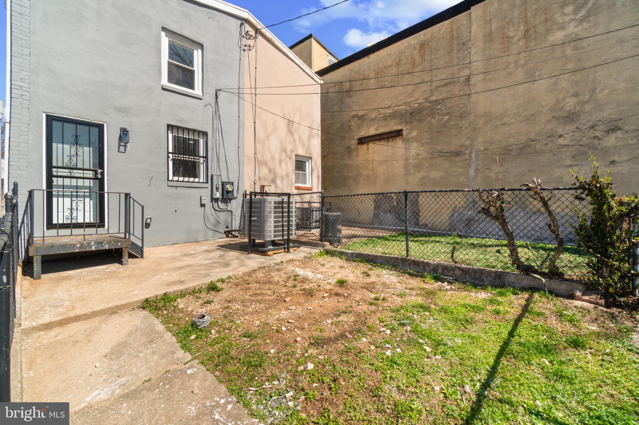 GAY STREET - Residential