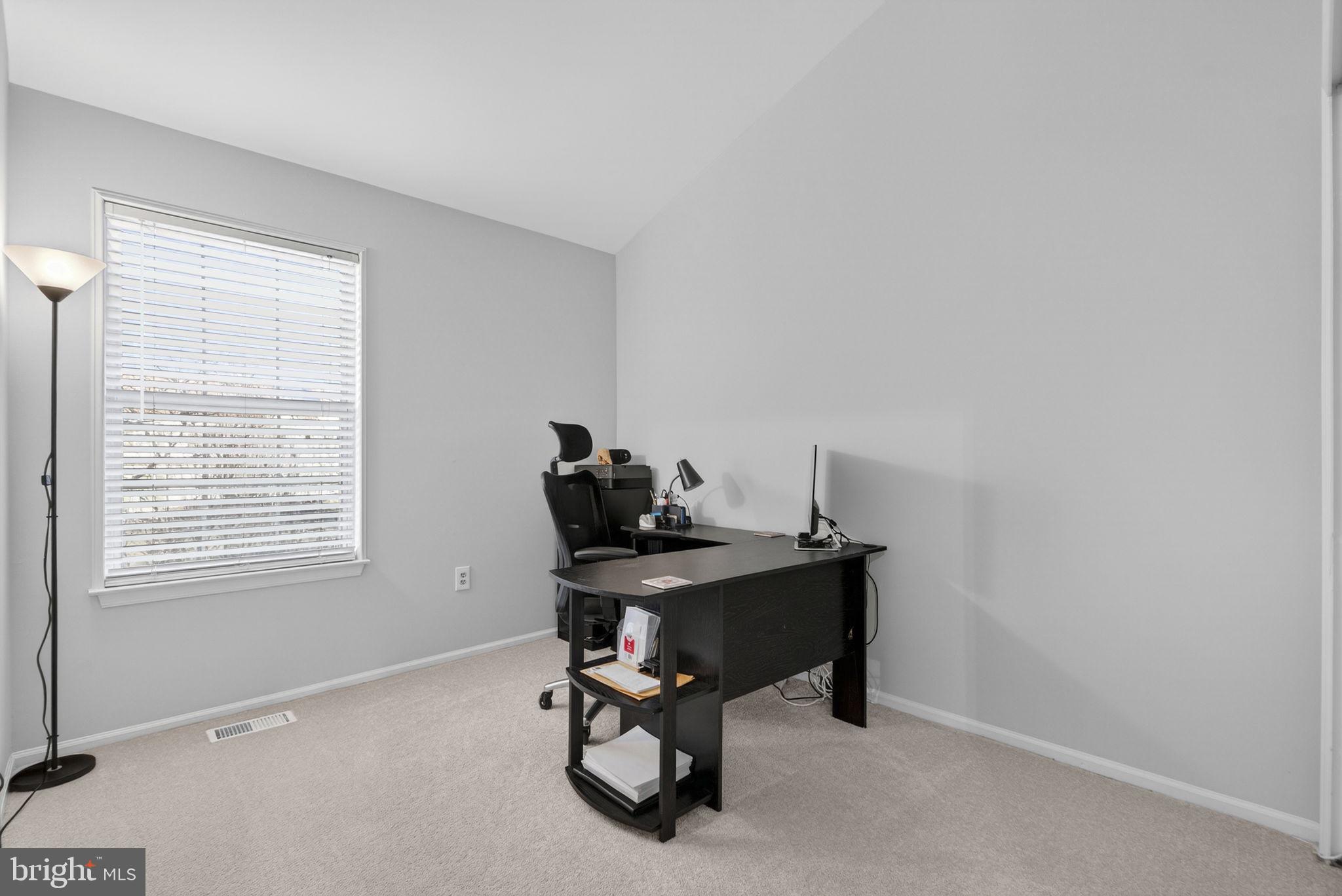 POTOMAC CROSSING - Residential