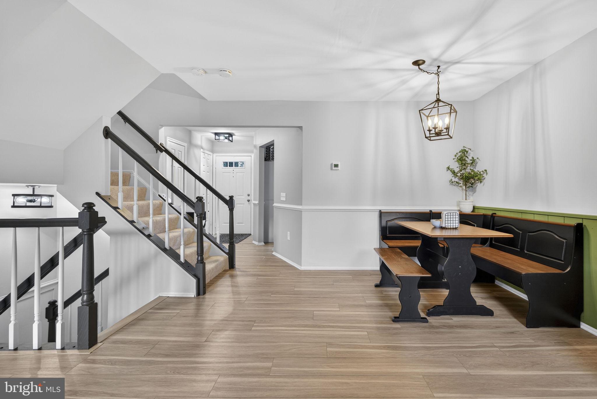 POTOMAC CROSSING - Residential