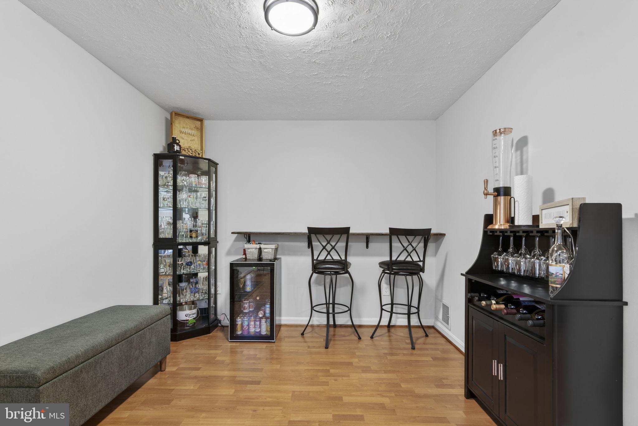 POTOMAC CROSSING - Residential