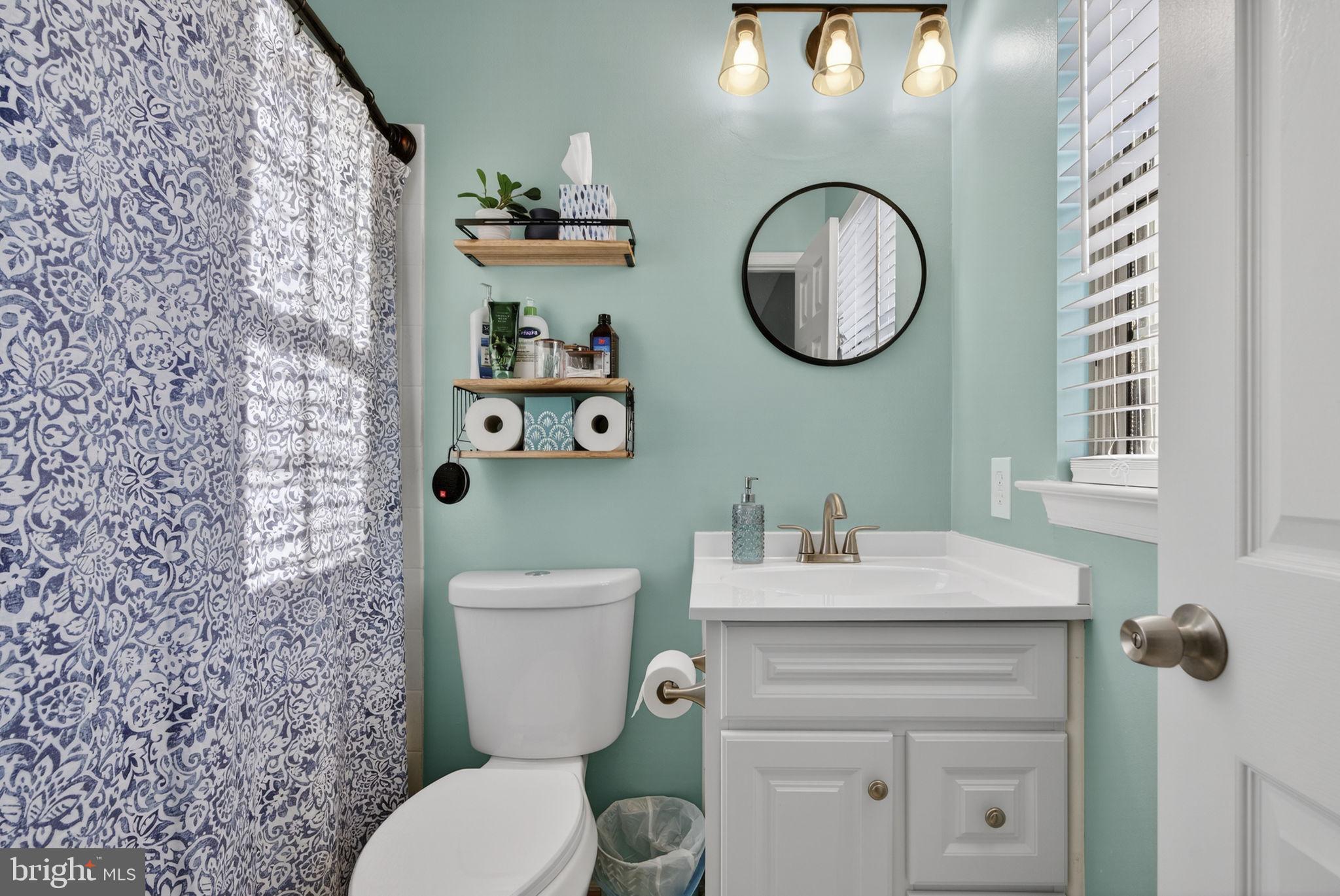 POTOMAC CROSSING - Residential