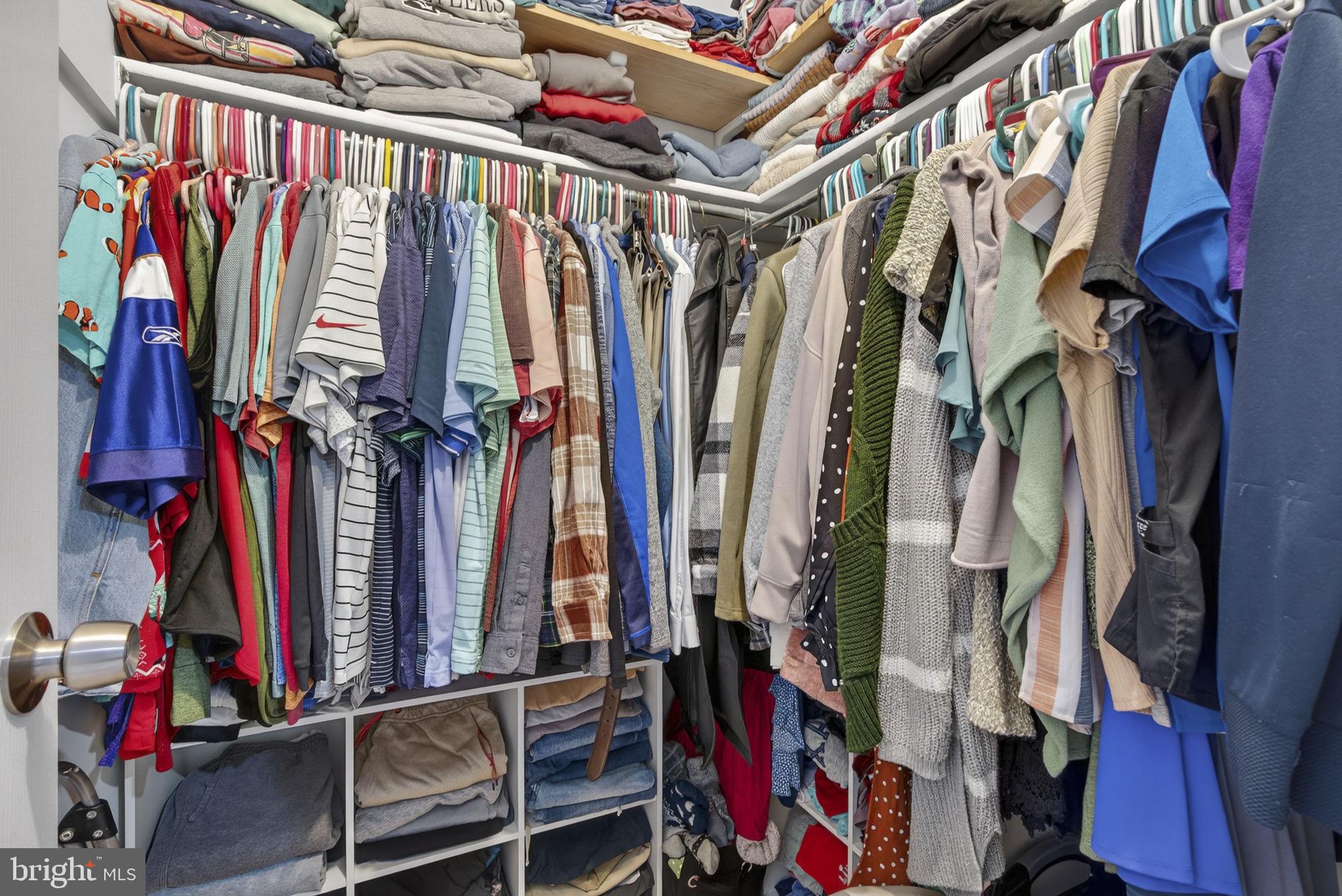 POTOMAC CROSSING - Residential