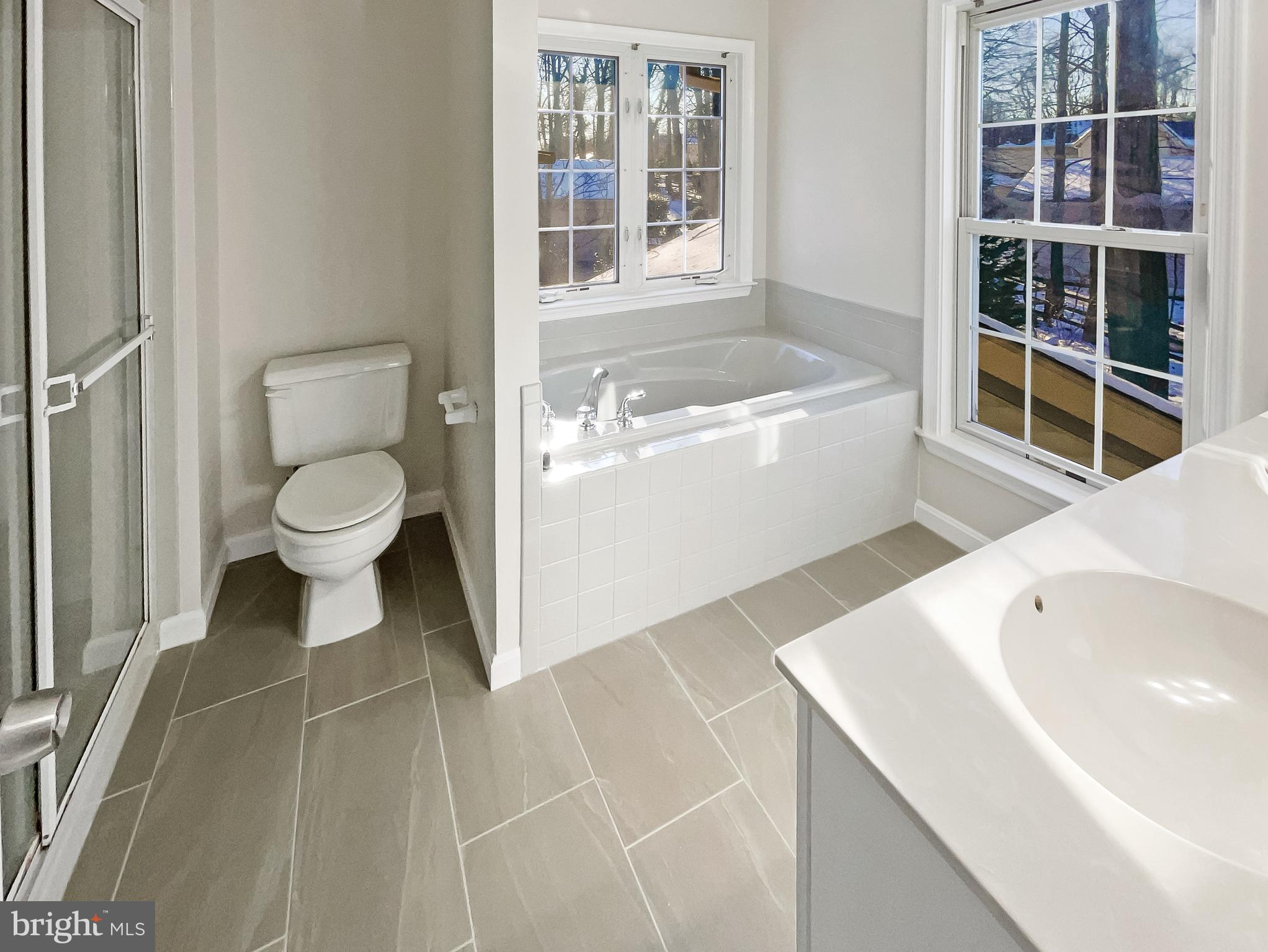 POTOMAC LAKES - Residential