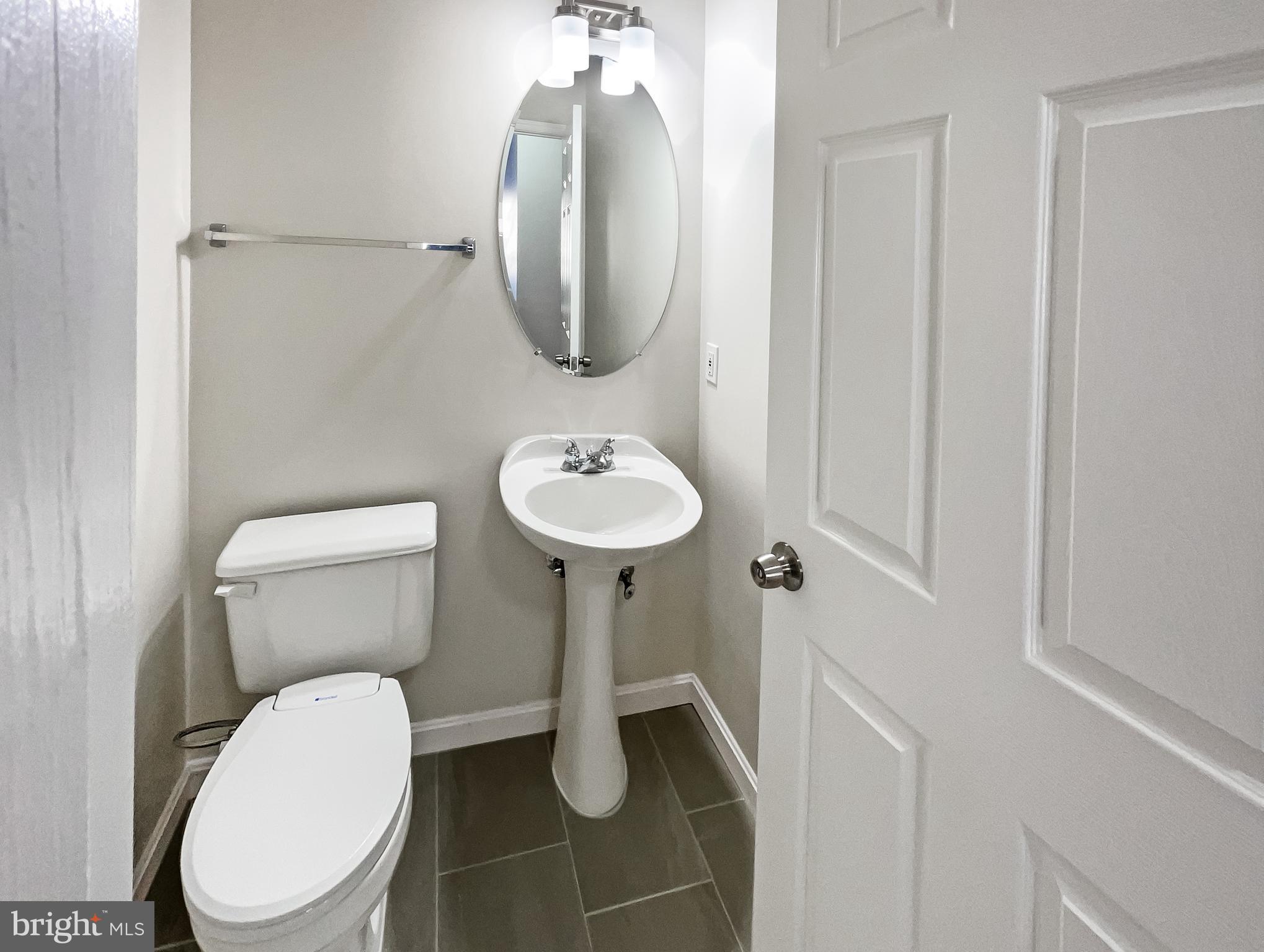 POTOMAC LAKES - Residential