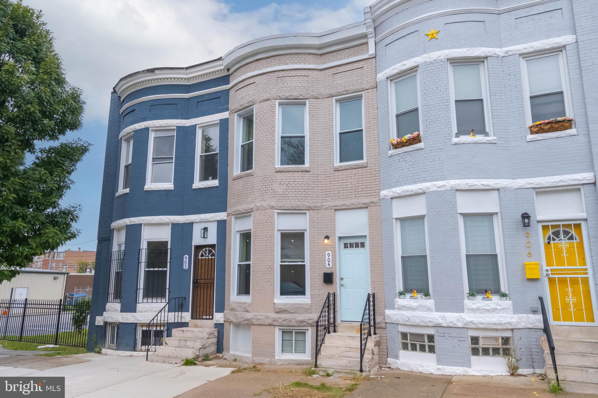 EAST BALTIMORE MIDWAY - Residential