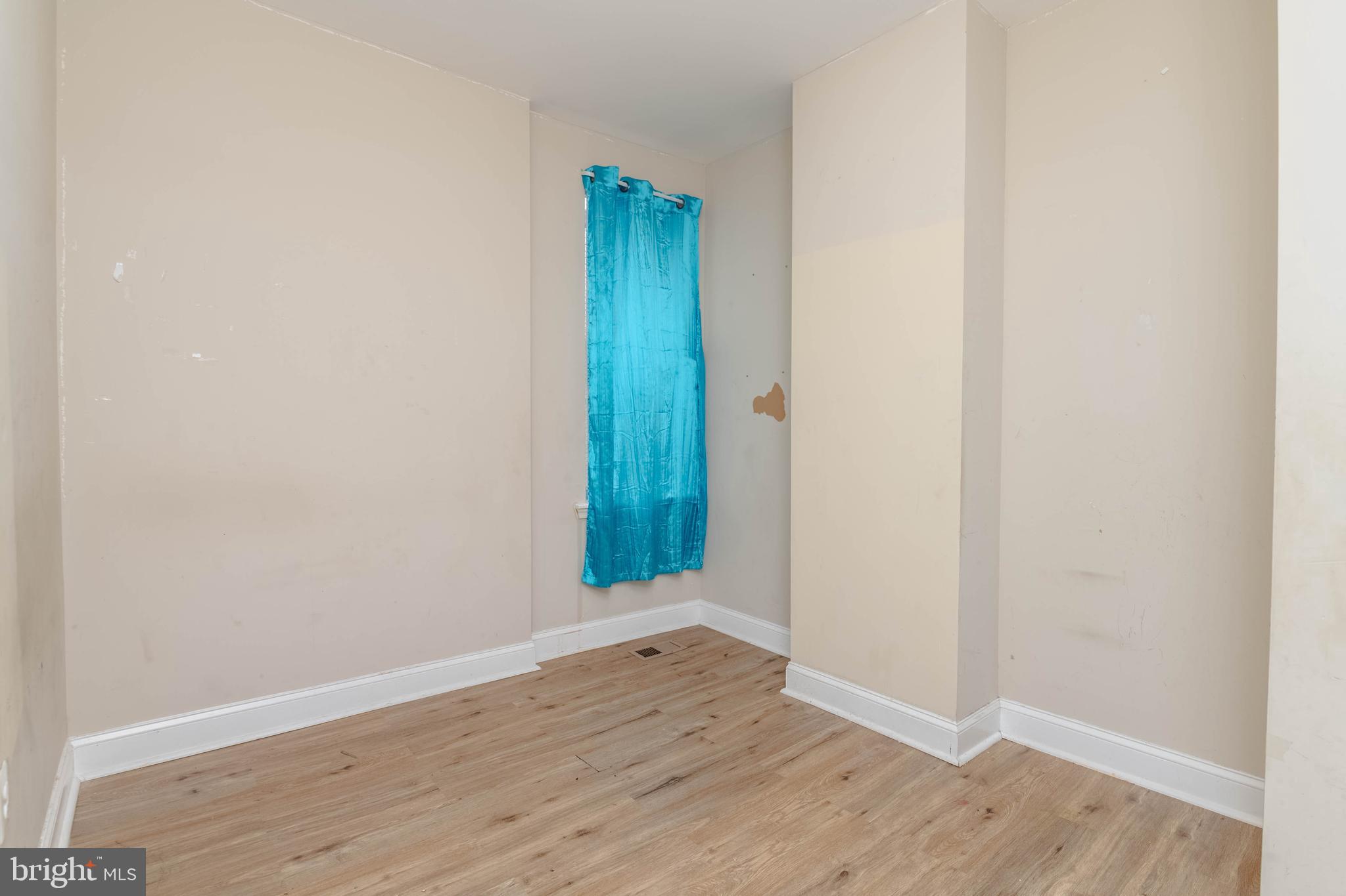 EAST BALTIMORE MIDWAY - Residential