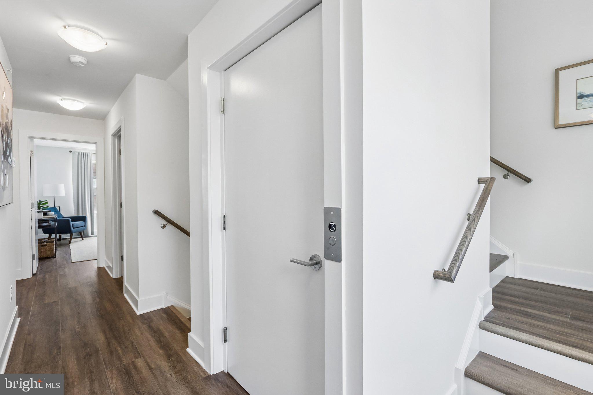 RIVER PLACE - Residential